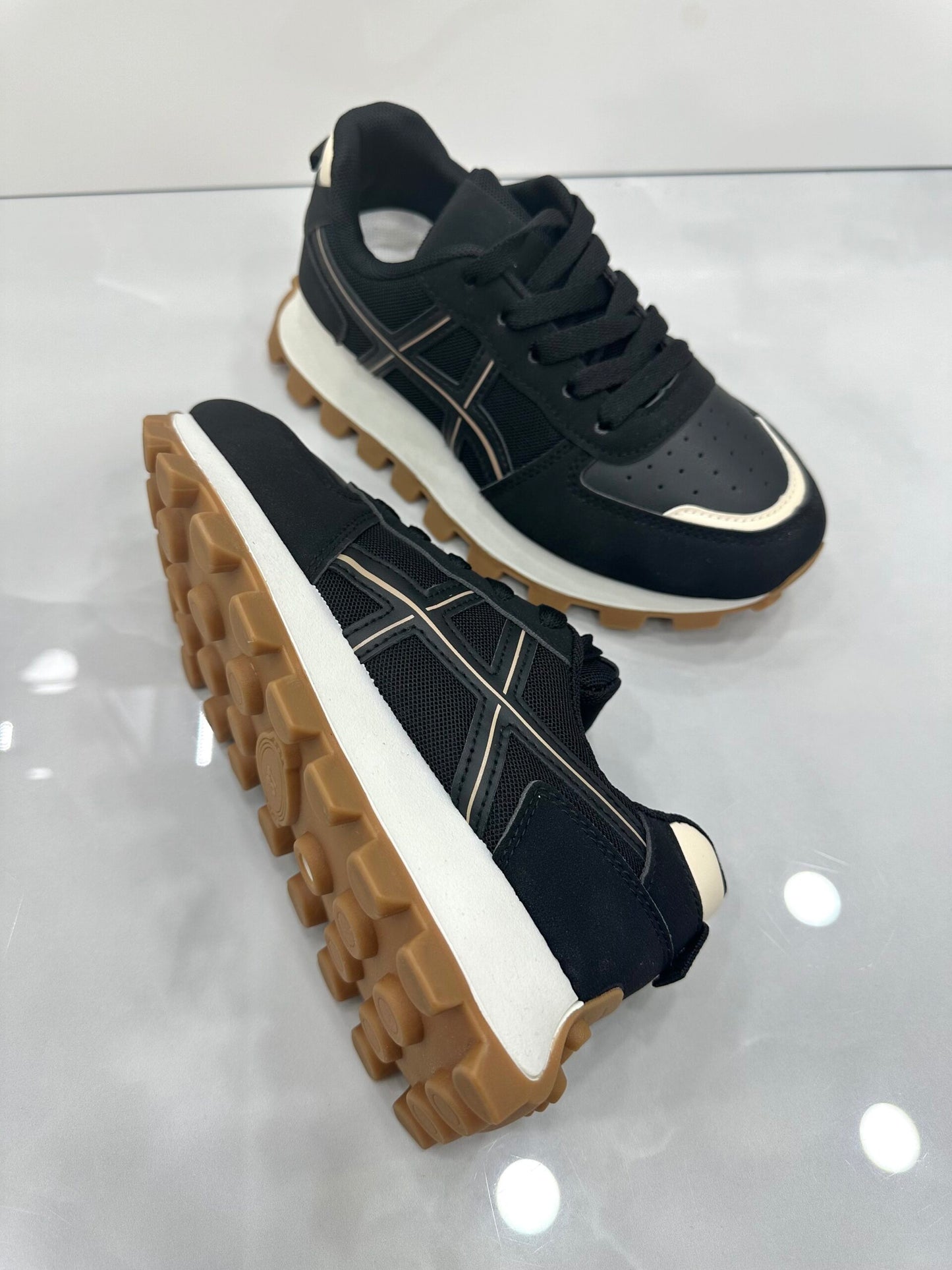 Sneaker Τρακτερωτό Black/White