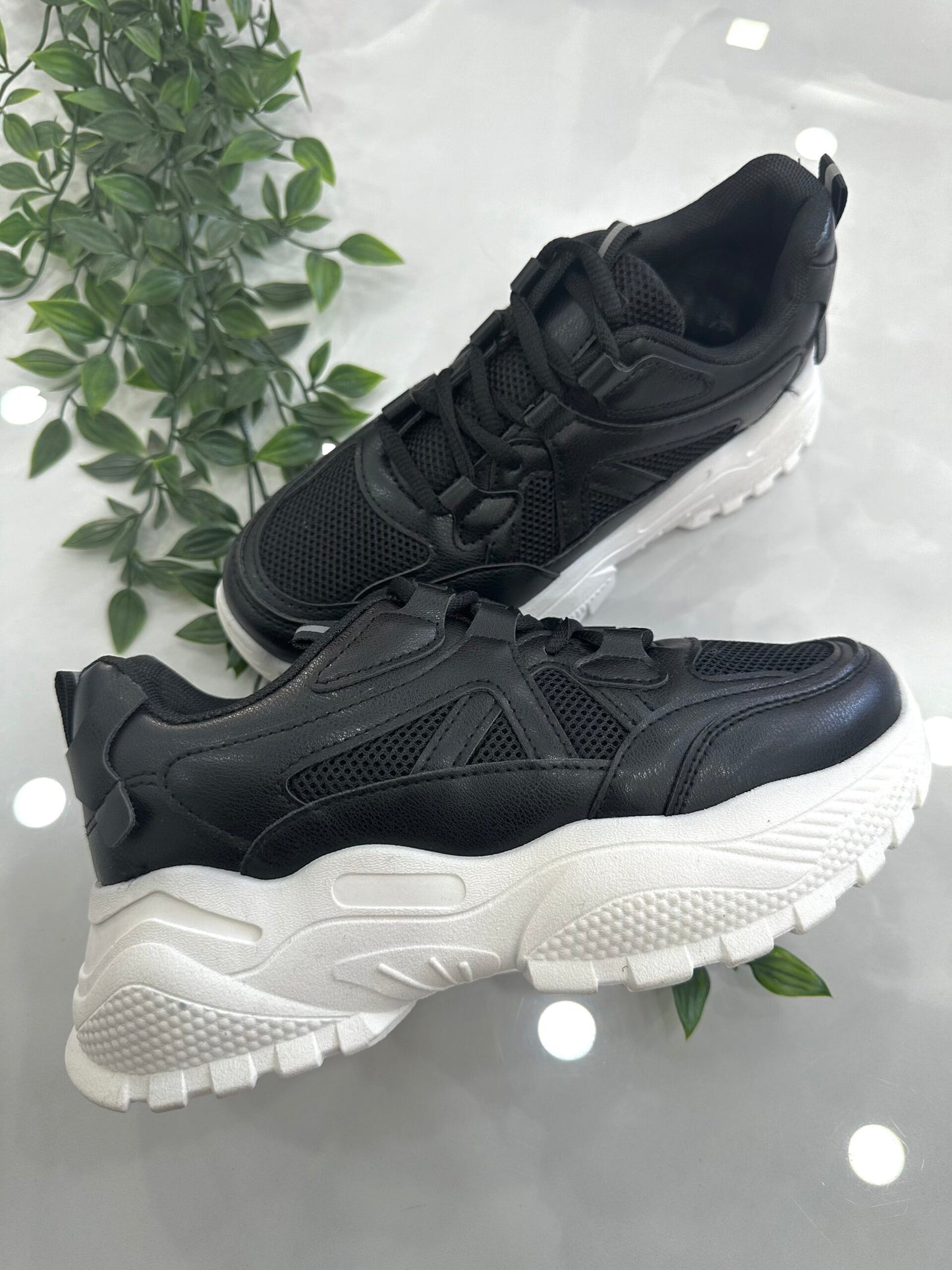 Classic Modern Sneaker Δίσολο Black/White
