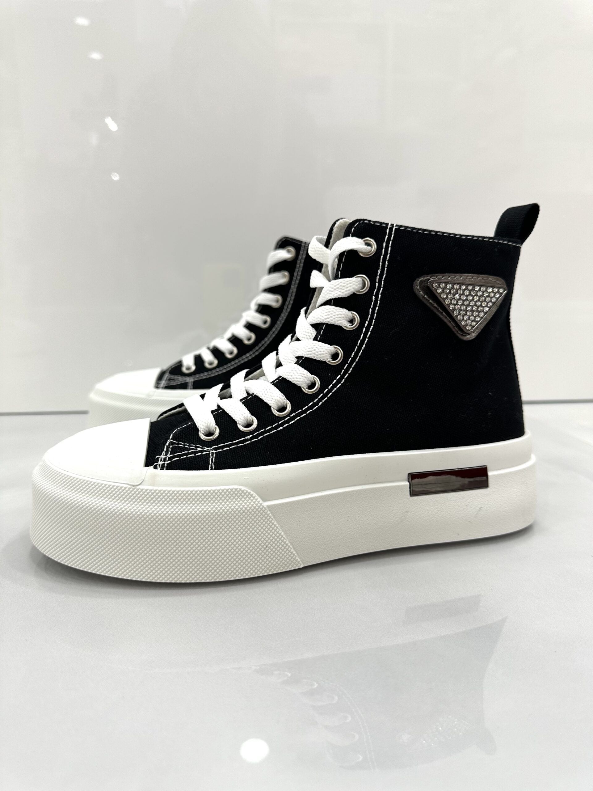 Sneaker Μποτάκι-Σταράκι Black