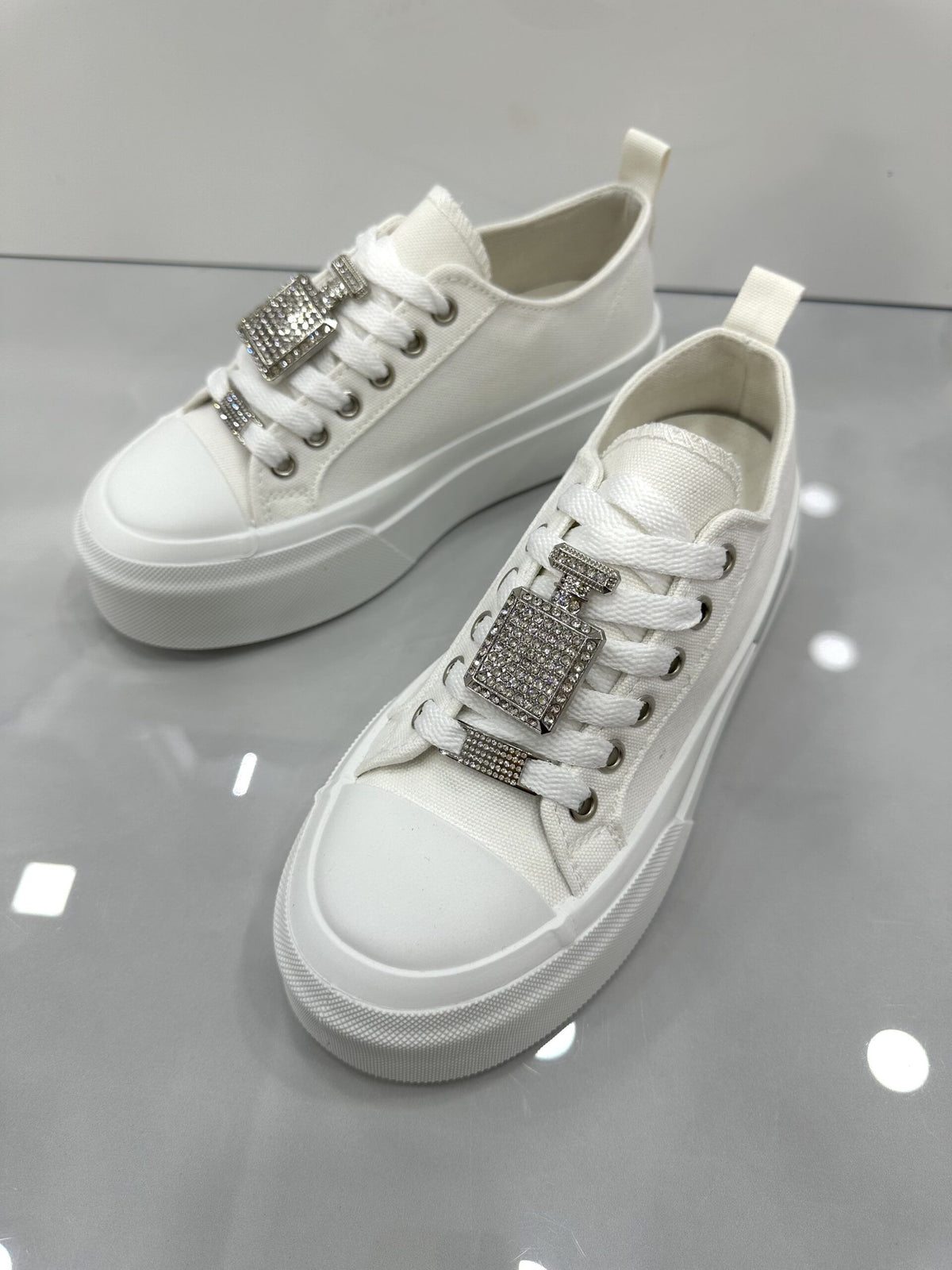 Sneaker Σταράκι με Σχέδιο AllWhite