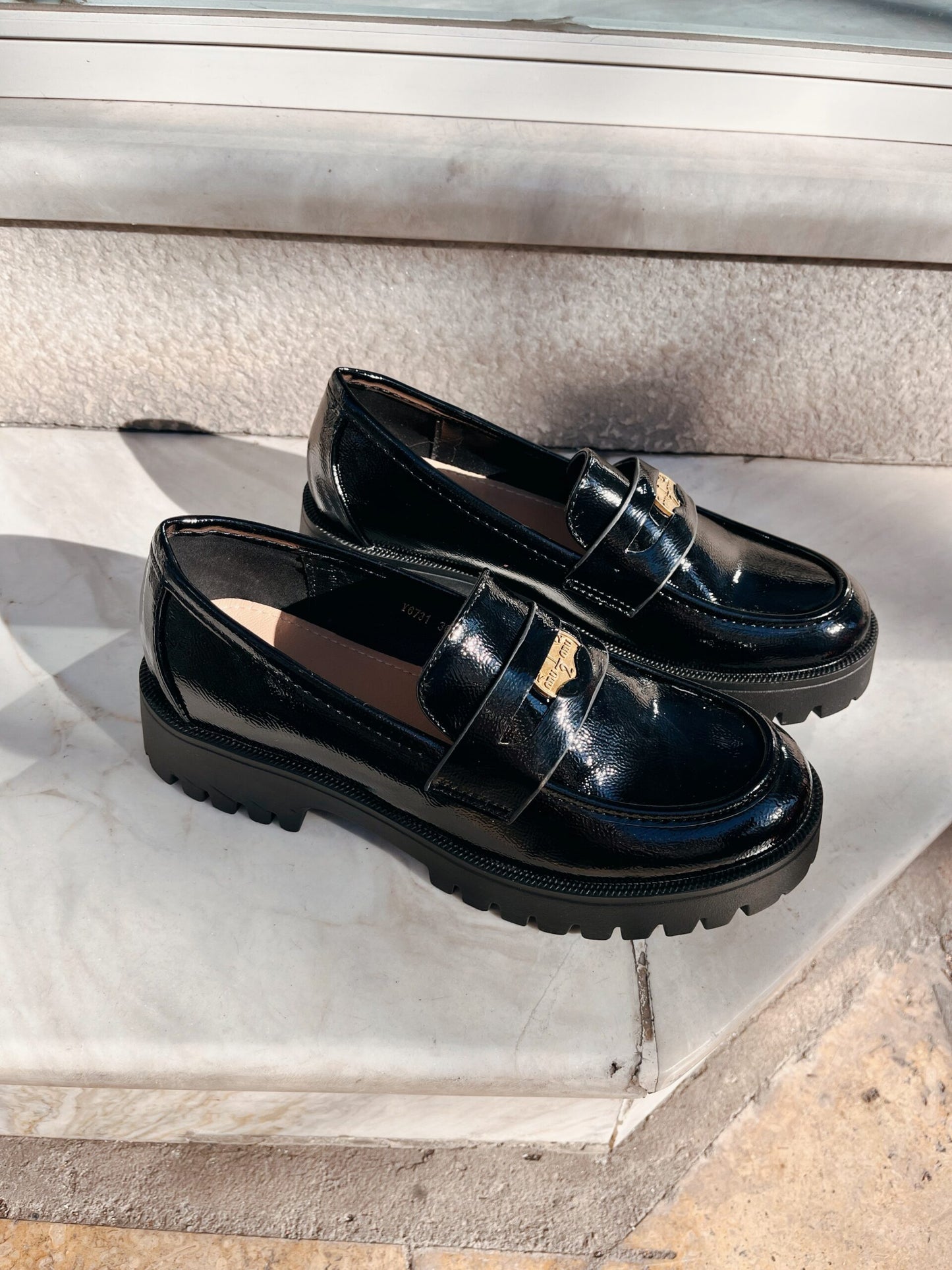 Loafers με Τακούνι BLACK
