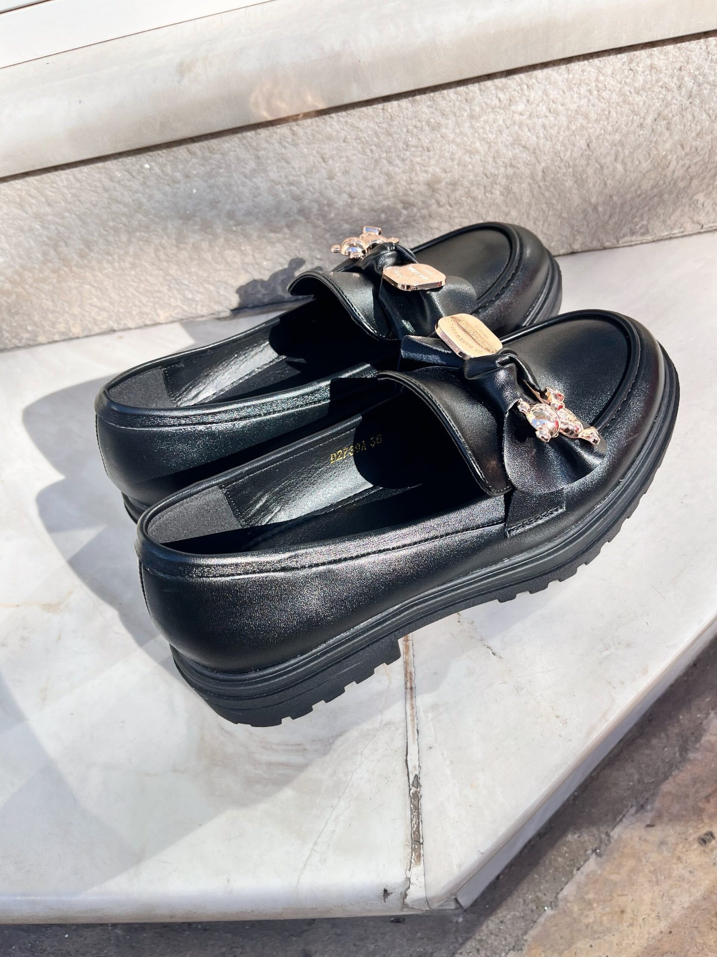 Loafers με Διακοσμητικό Αρκουδάκι Δερματίνη BLACK