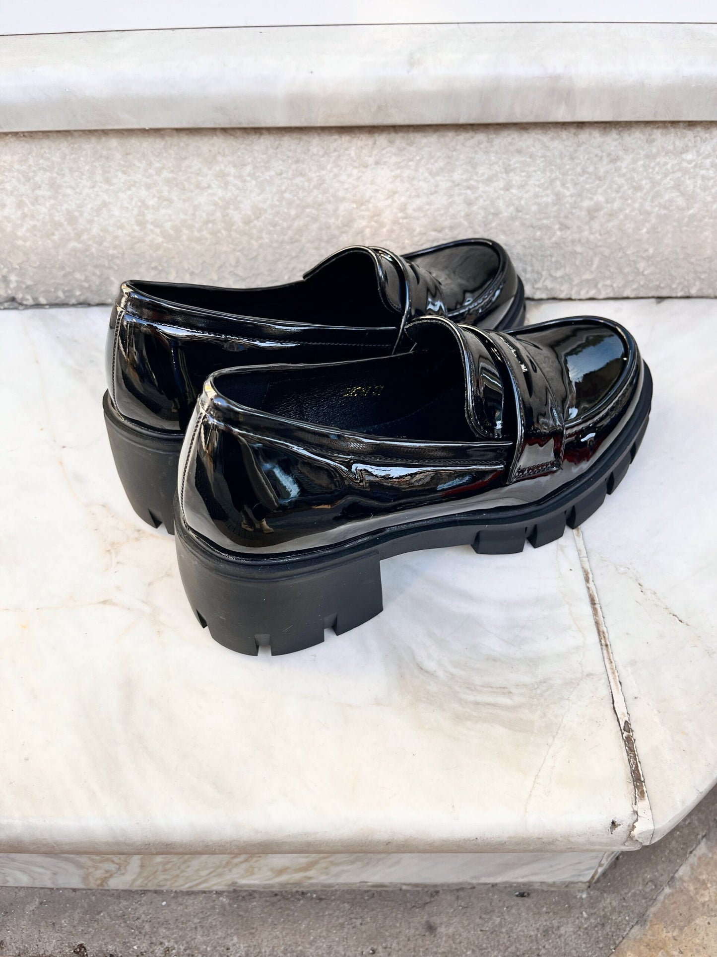 Loafers με Τακούνι BLACK