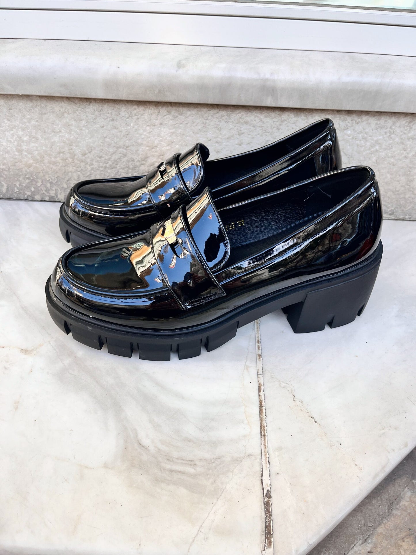 Loafers με Τακούνι BLACK