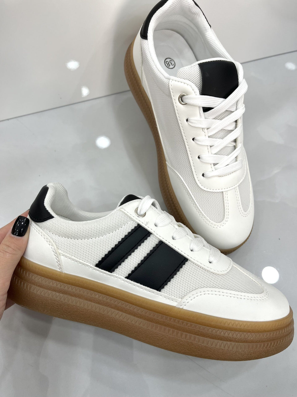 Sneakers με Κρεπ Σόλα White/Black