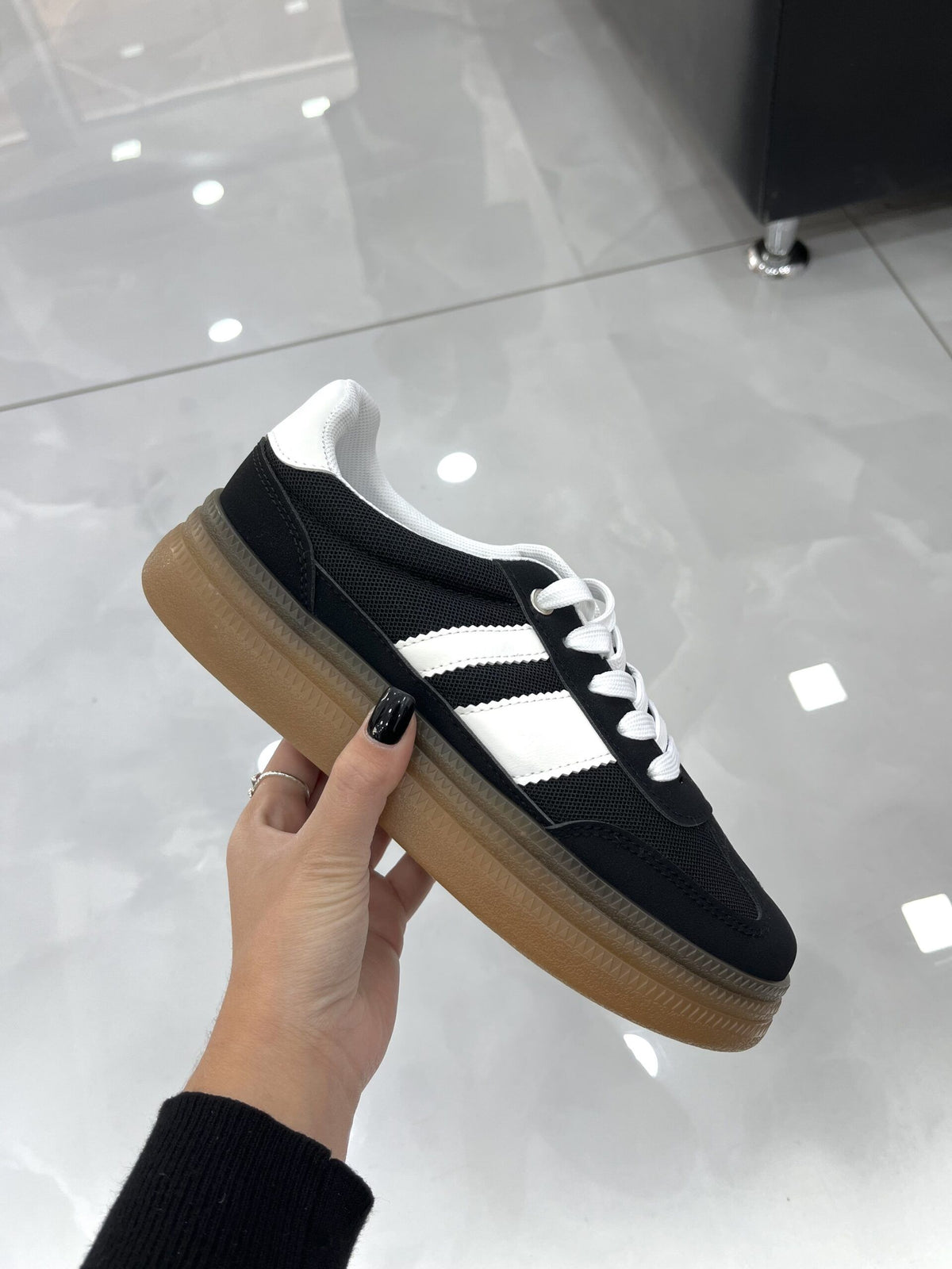 Sneakers με Κρεπ Σόλα Black/White