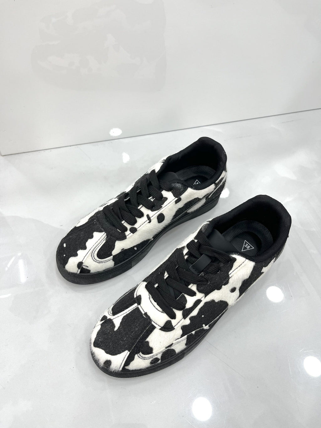 Sneakers CowPrint White/Black