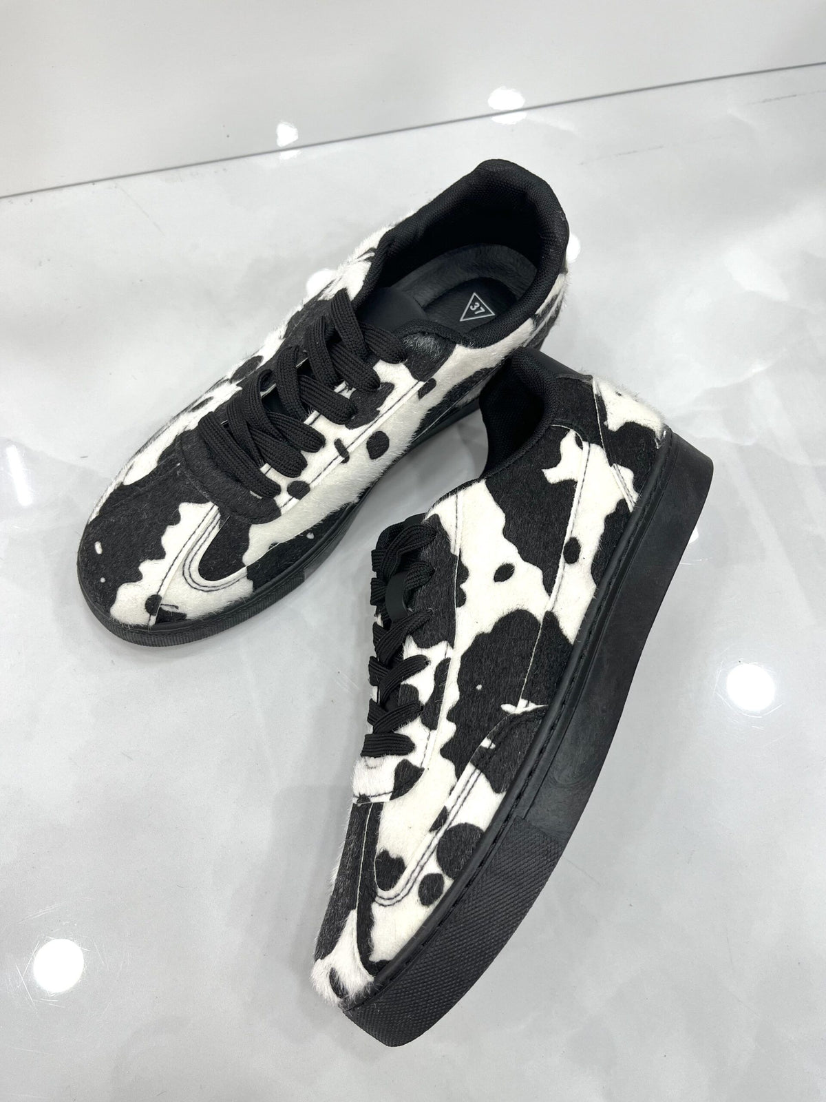 Sneakers CowPrint White/Black