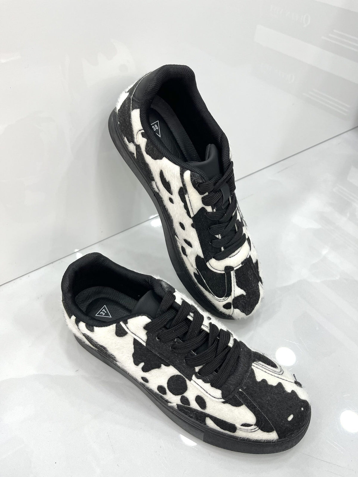 Sneakers CowPrint White/Black