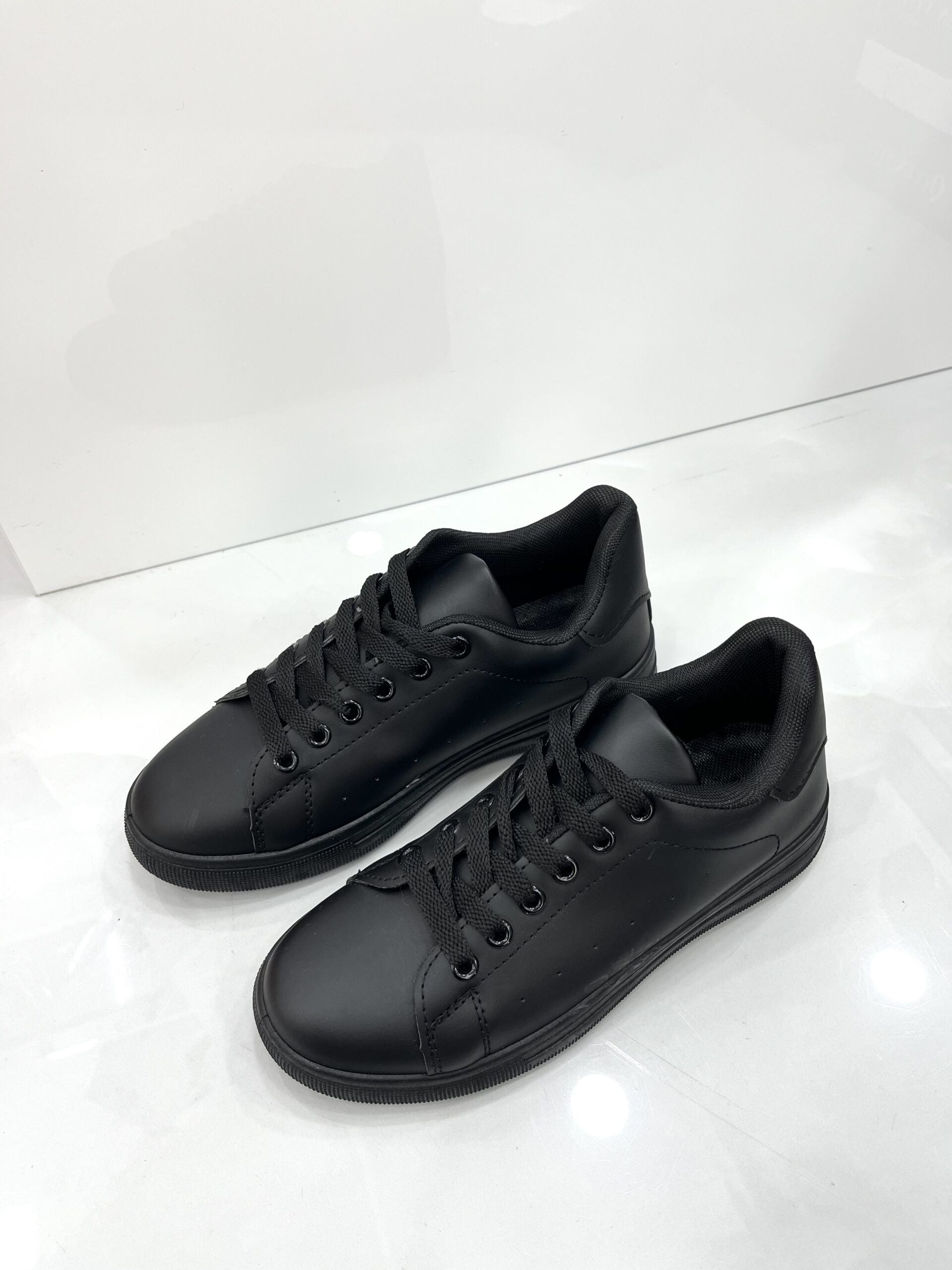 Sneakers Simple Casual Black