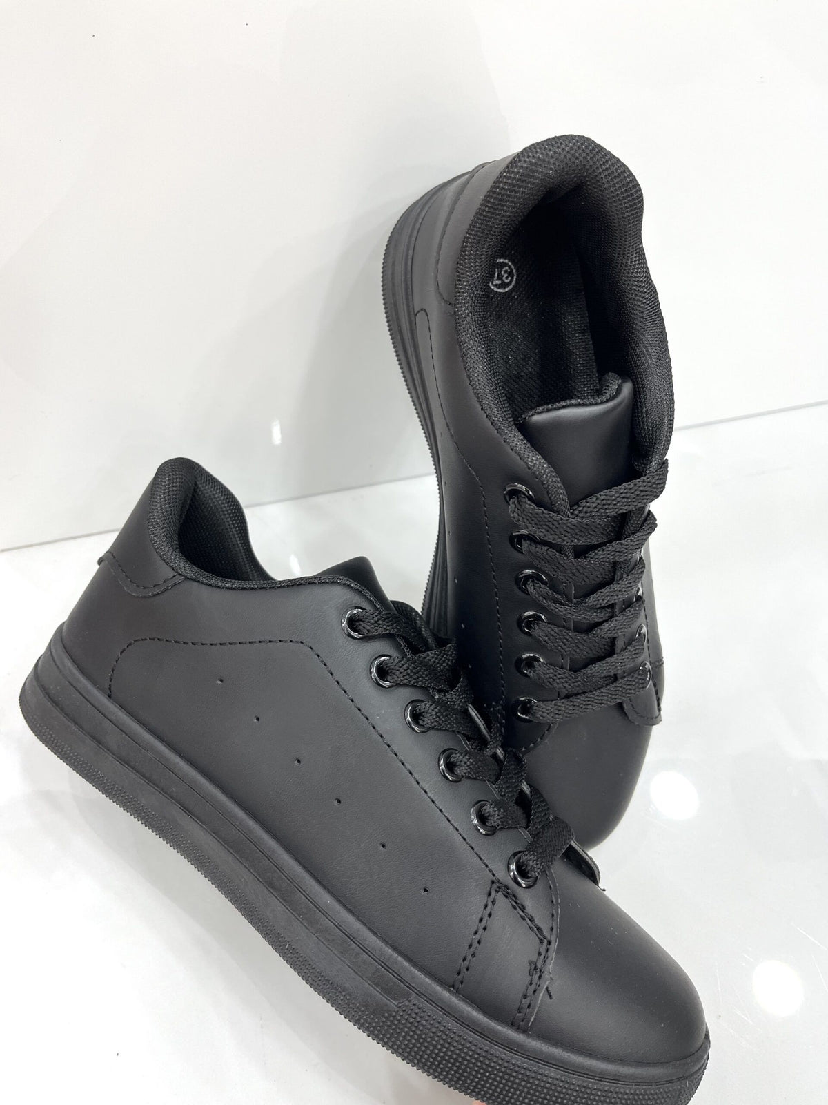 Sneakers Simple Casual Black