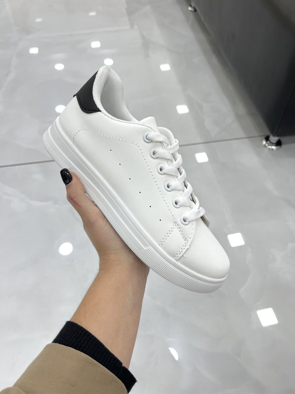 Sneakers Simple Casual White