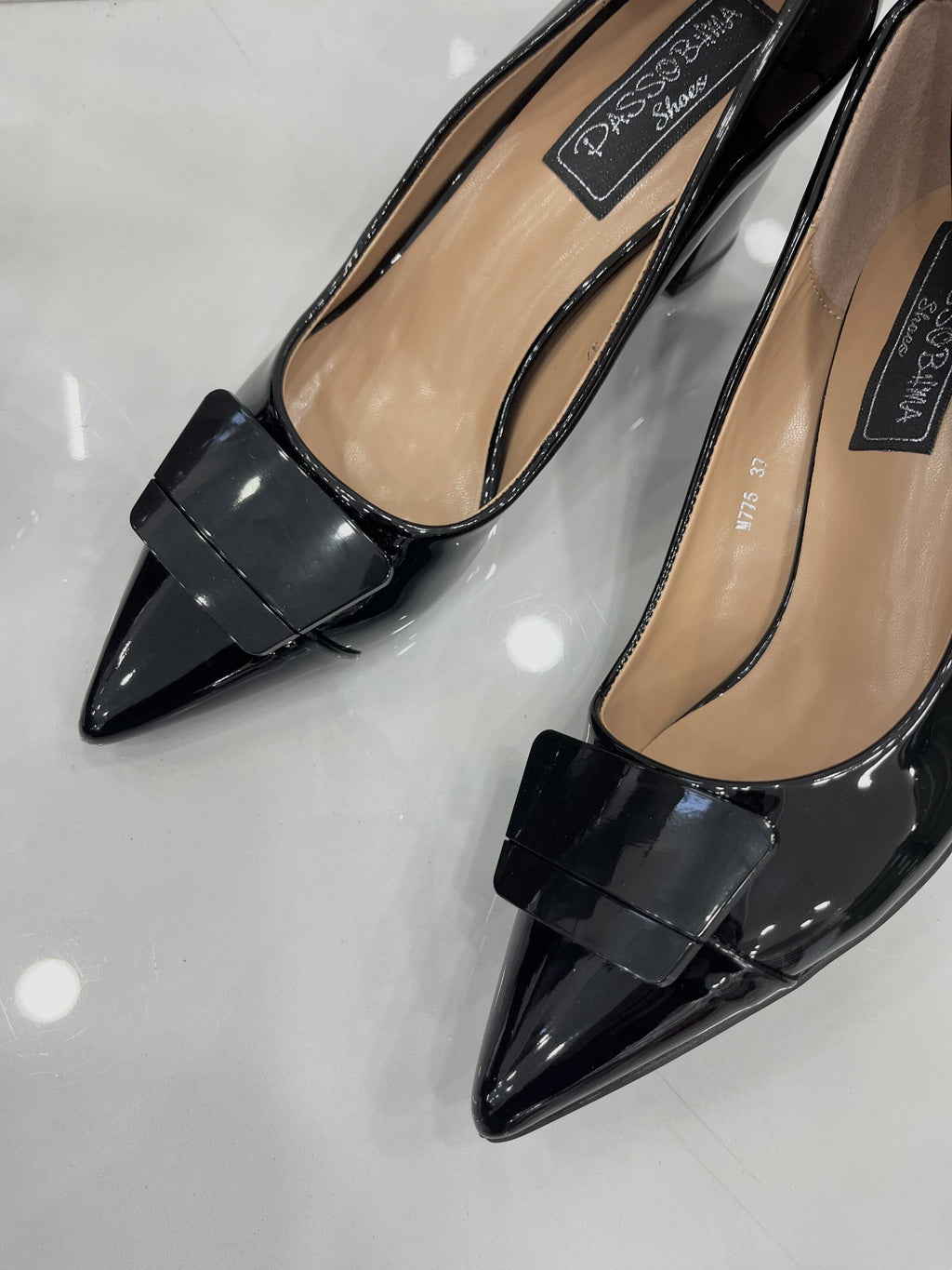 Heels με Χοντρό Μεσαίο Τακούνι Λουστρίν Black