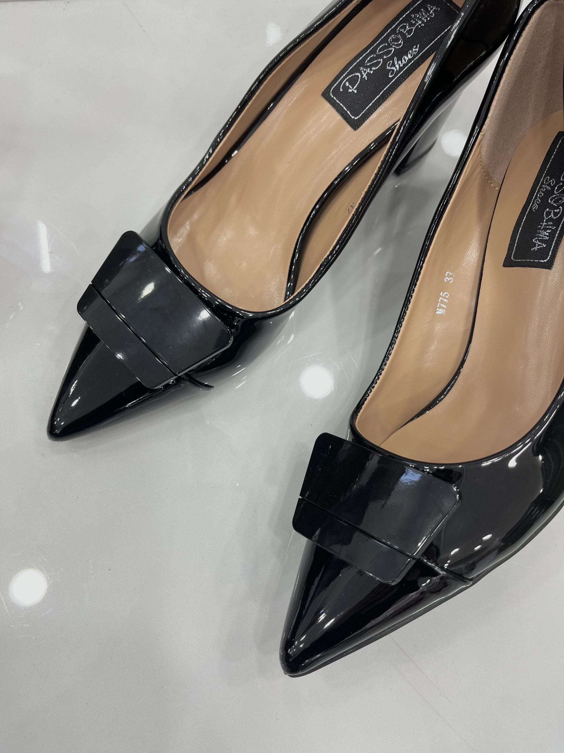 Heels με Χοντρό Μεσαίο Τακούνι Λουστρίν Black