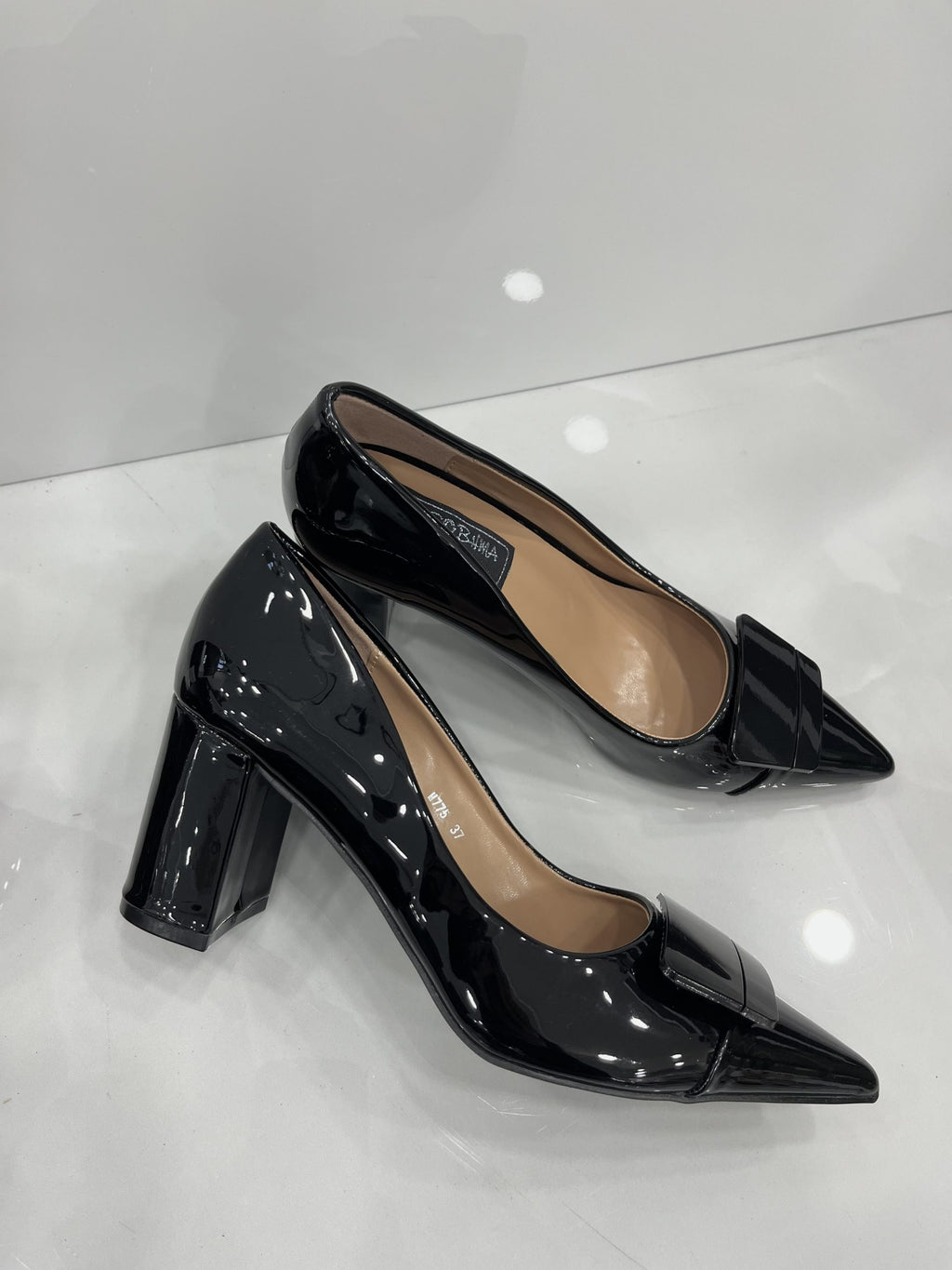 Heels με Χοντρό Μεσαίο Τακούνι Λουστρίν Black