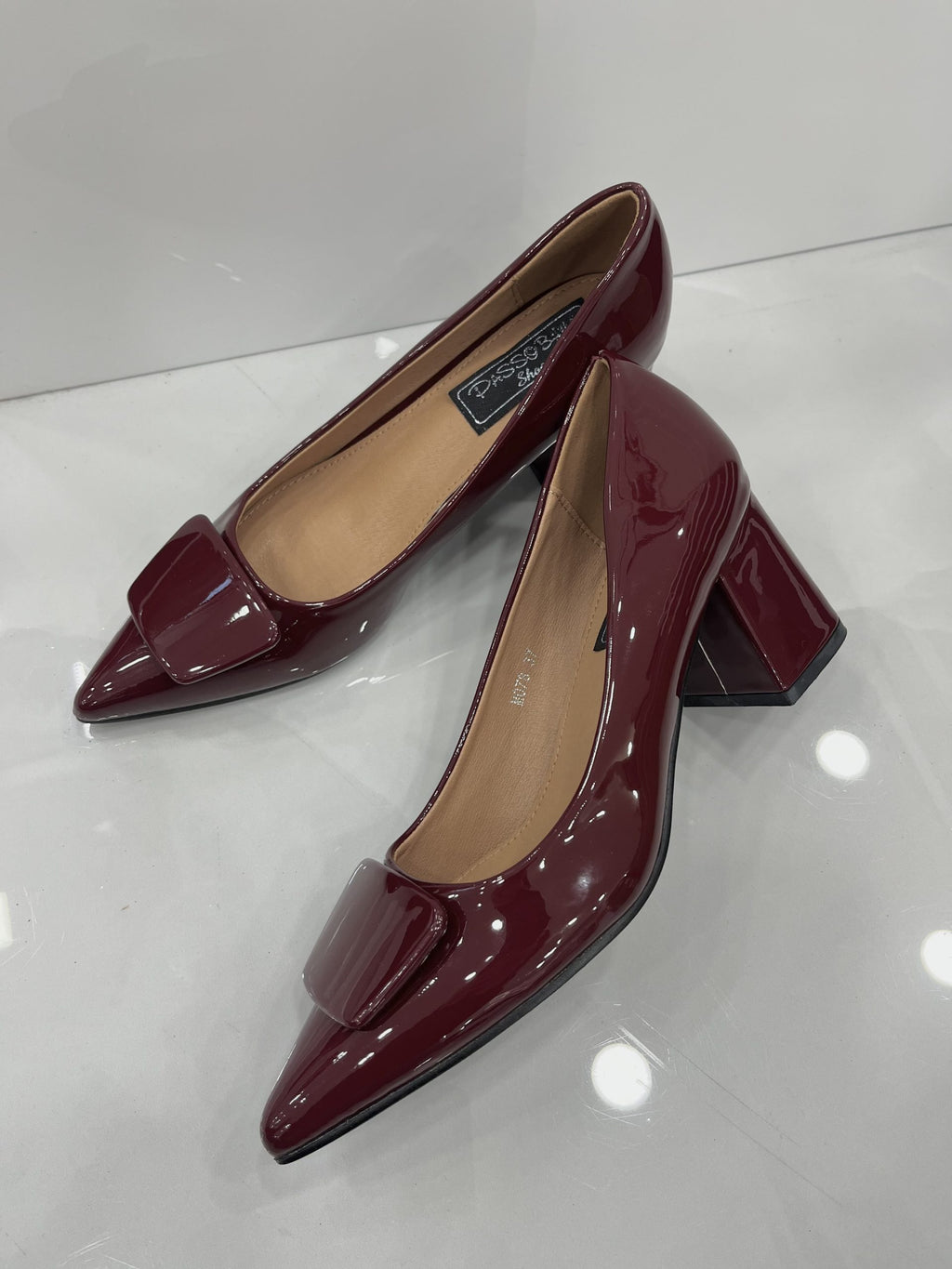 Heels με Χοντρό Μεσαίο Τακούνι Λουστρίν Wine