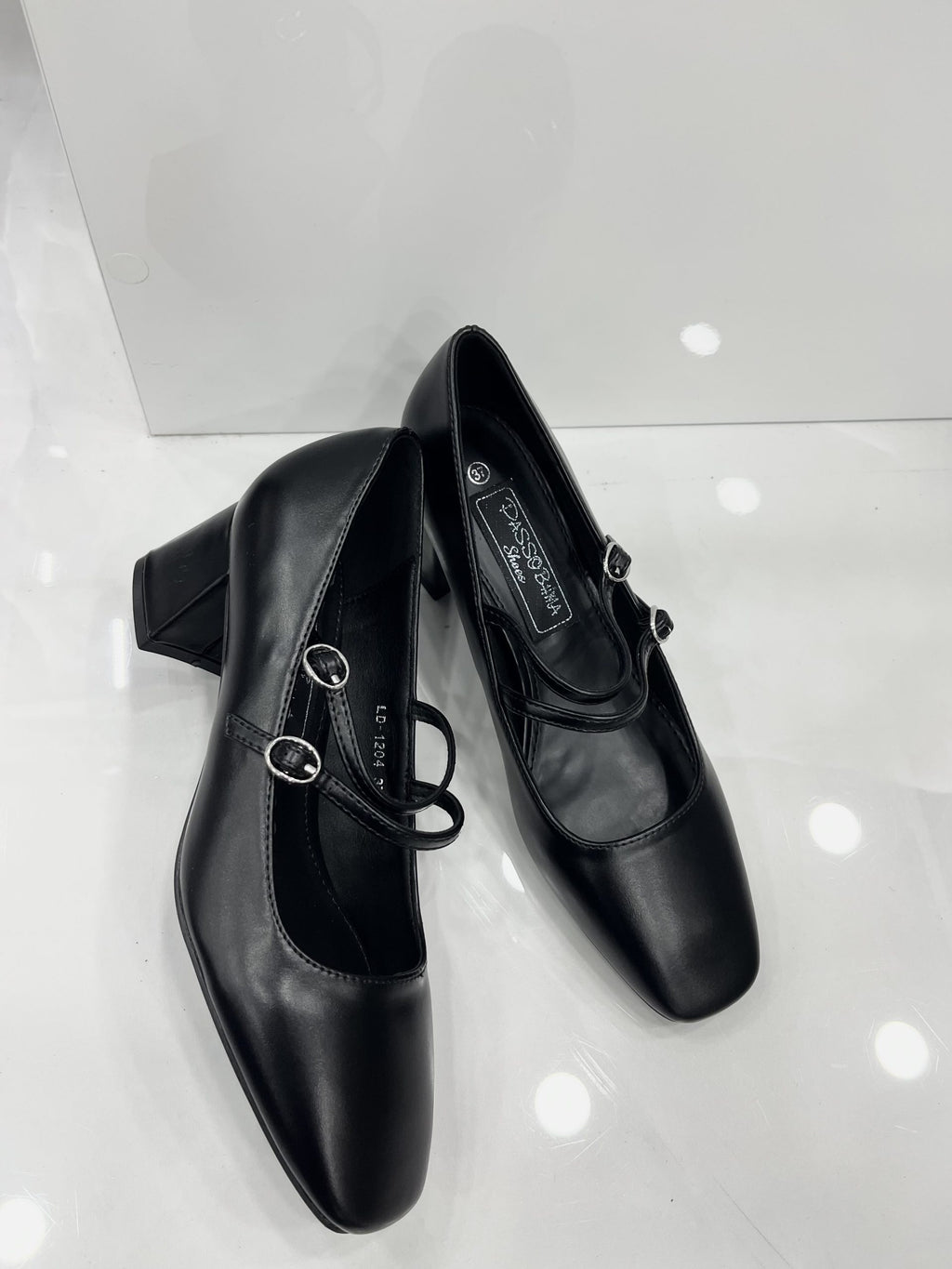 Heels με Χοντρό Χαμηλό Τακούνι και Μπαρέτα Black