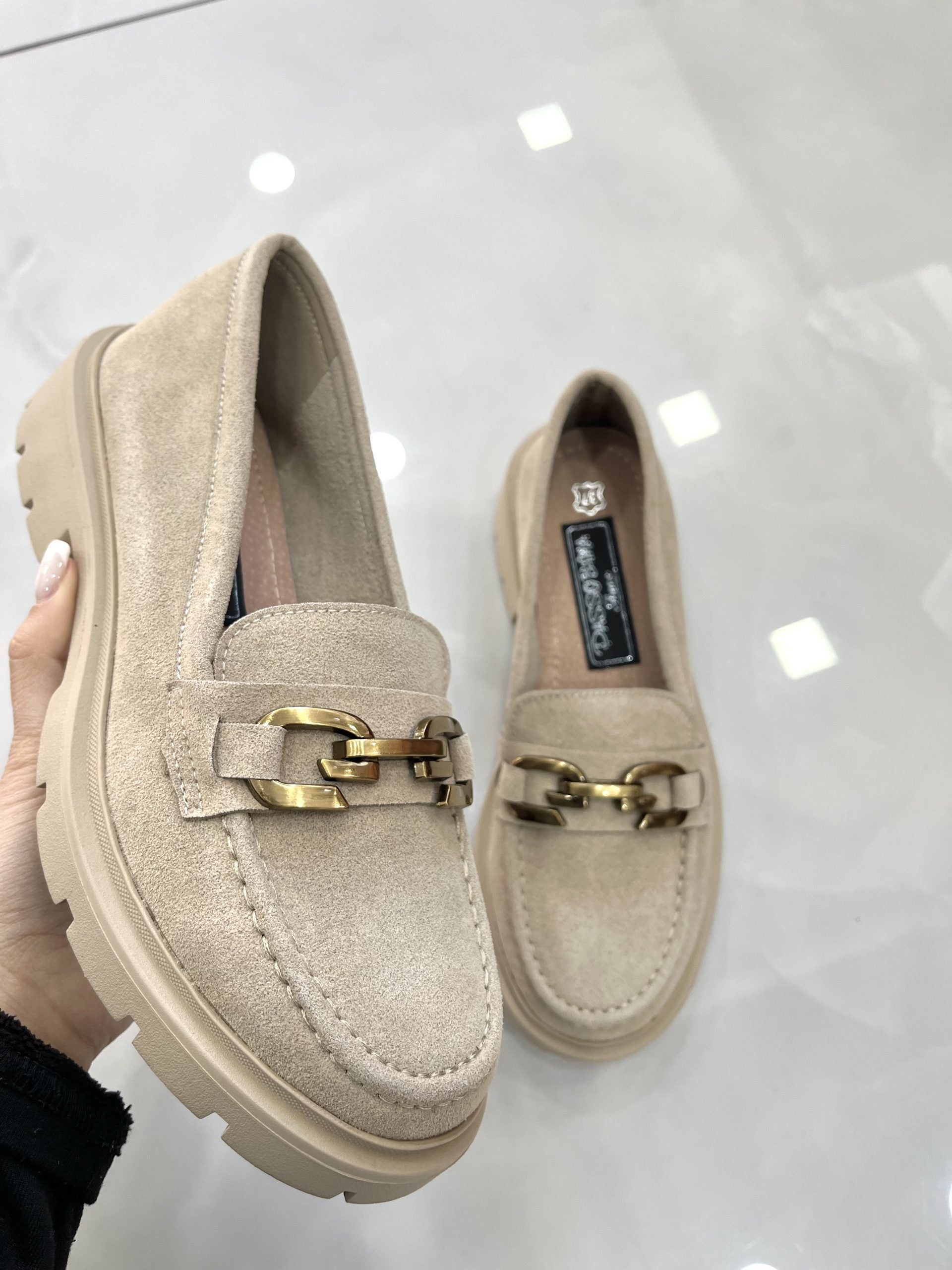 Loafers Καστόρ με Τρακτερωτό Πάτο Beige