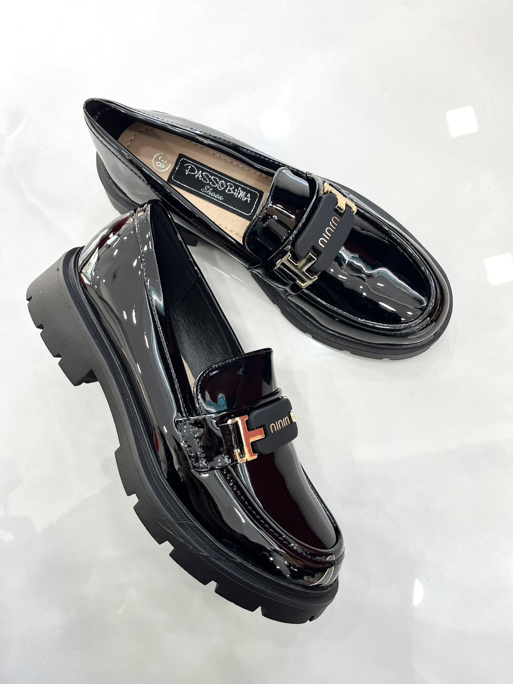 Loafers Λουστρίν με Τρακτερωτό Πάτο Black