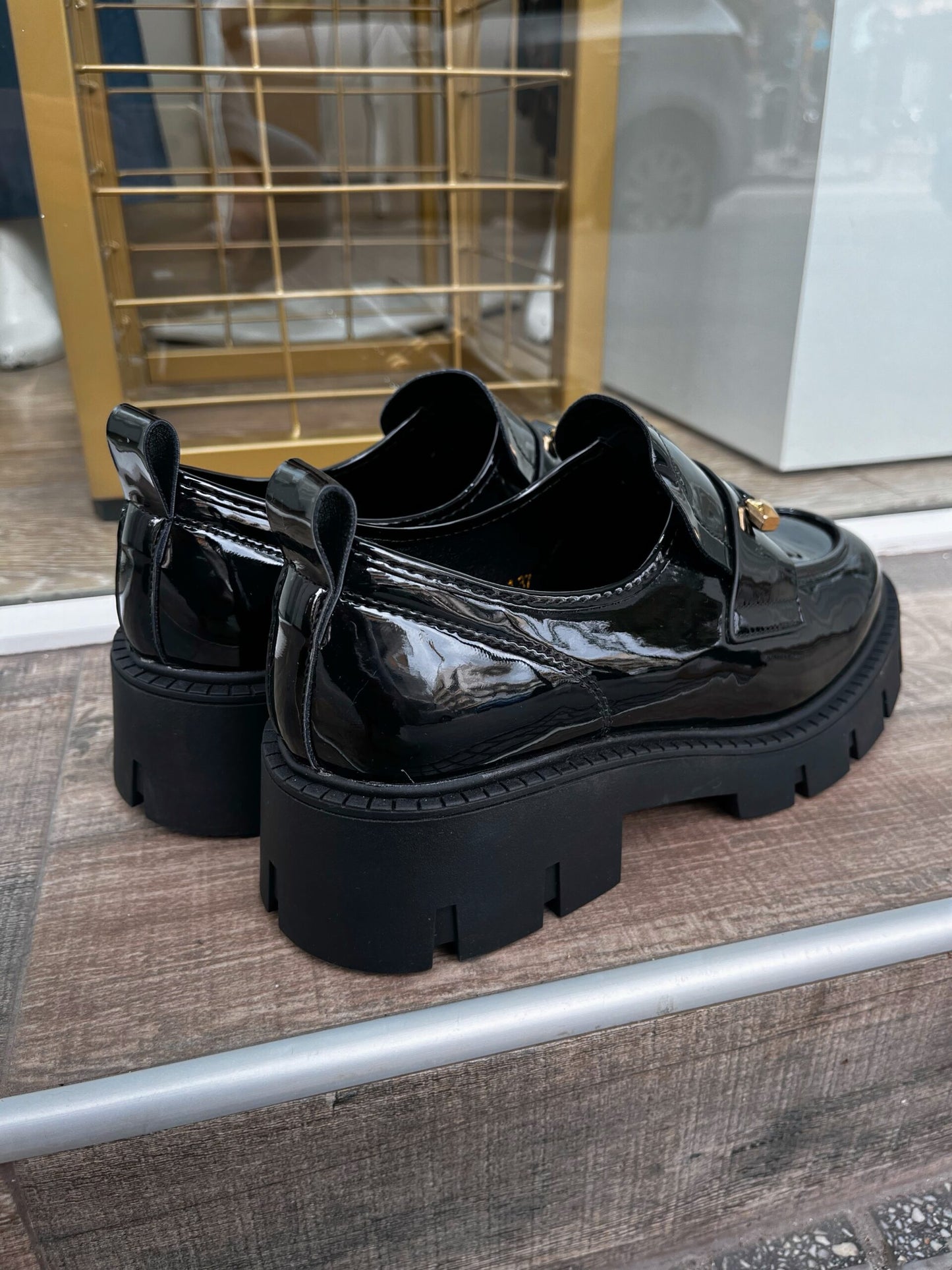 Loafers Λουστρίνι