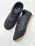 Sneaker Simple Black