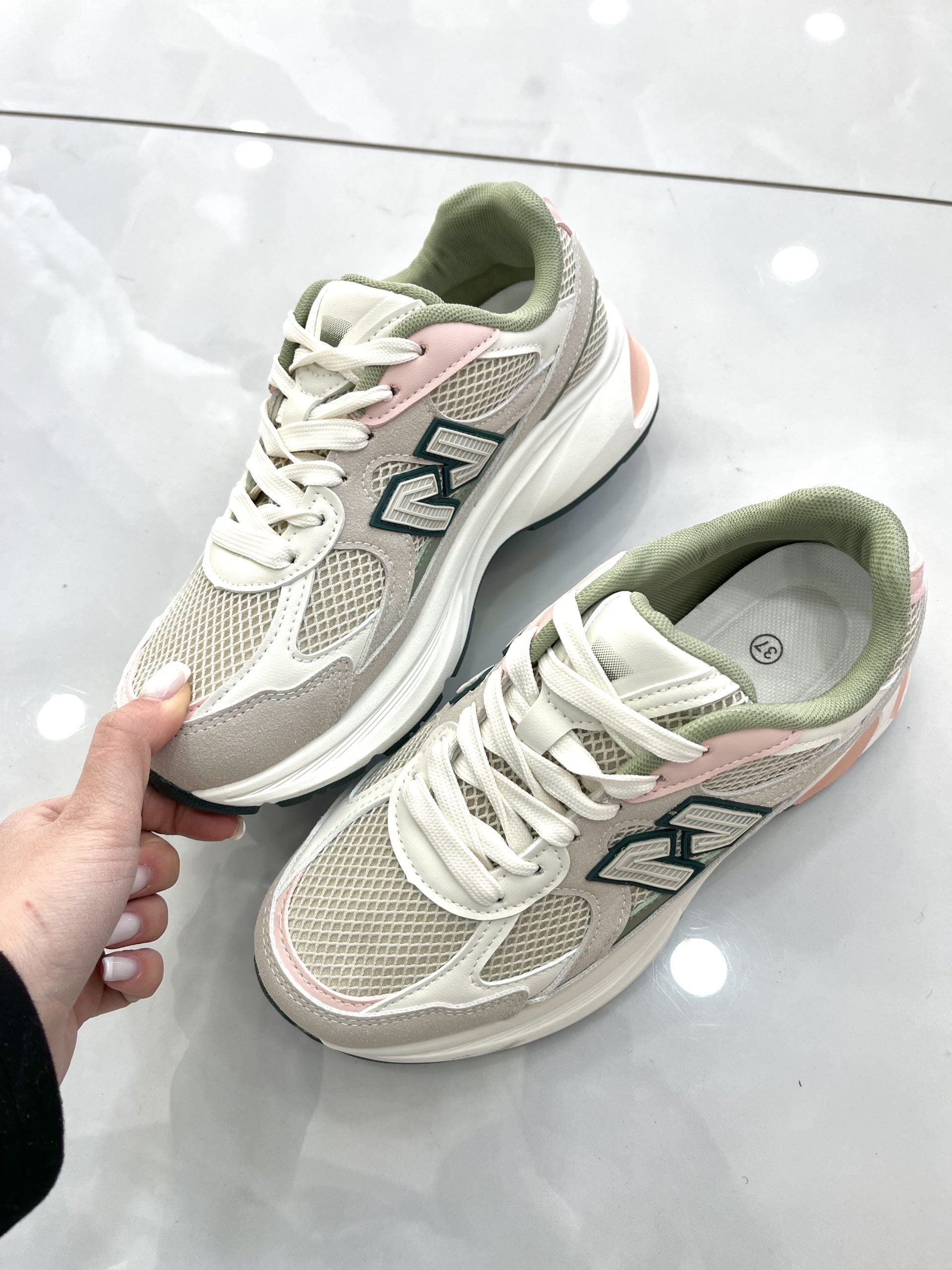 Sneaker New Vol.1 Colour