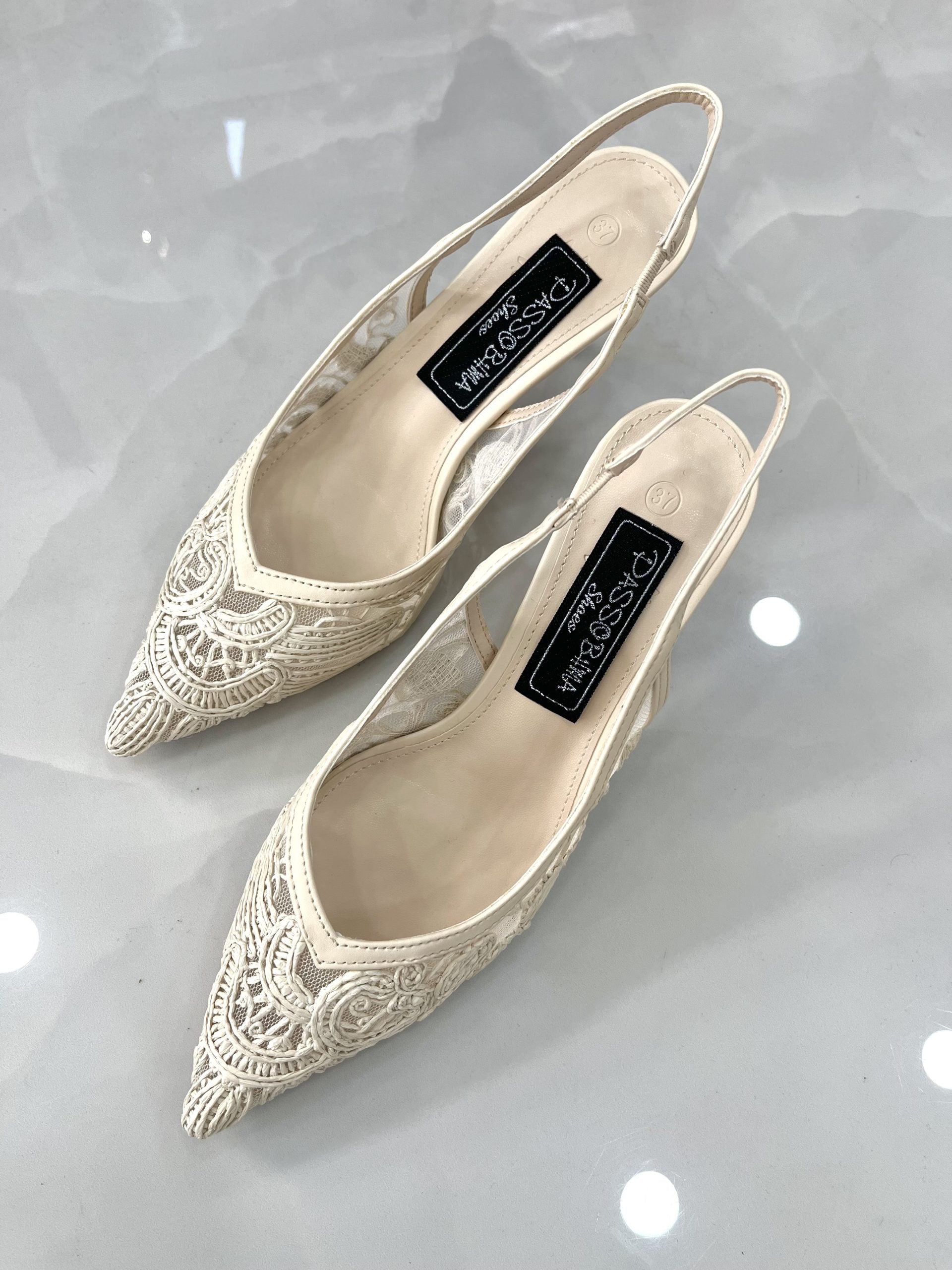 Heels Mule με Λεπτό Μεσαίο Τακούνι Δαντέλα Beige