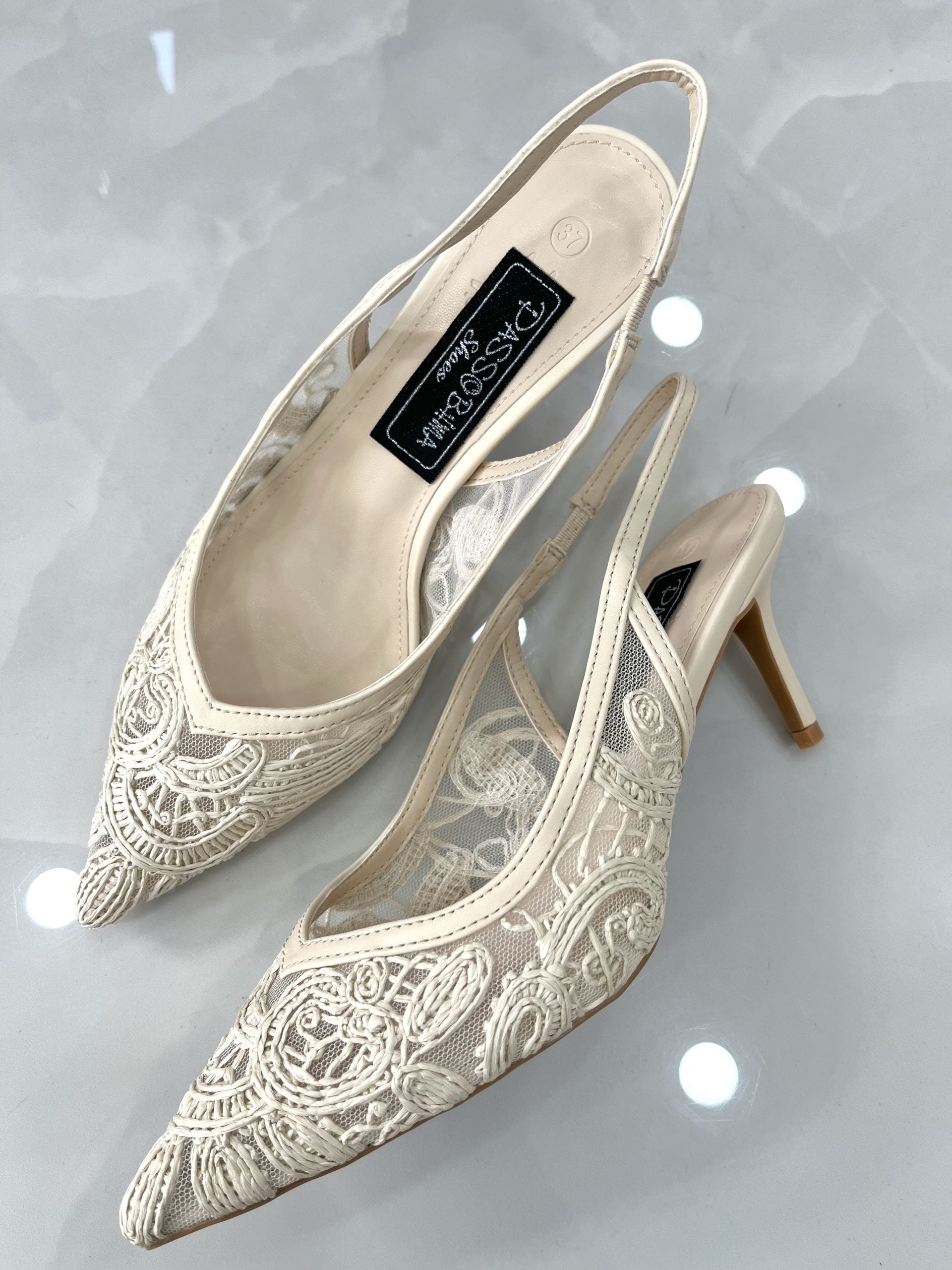 Heels Mule με Λεπτό Μεσαίο Τακούνι Δαντέλα Beige