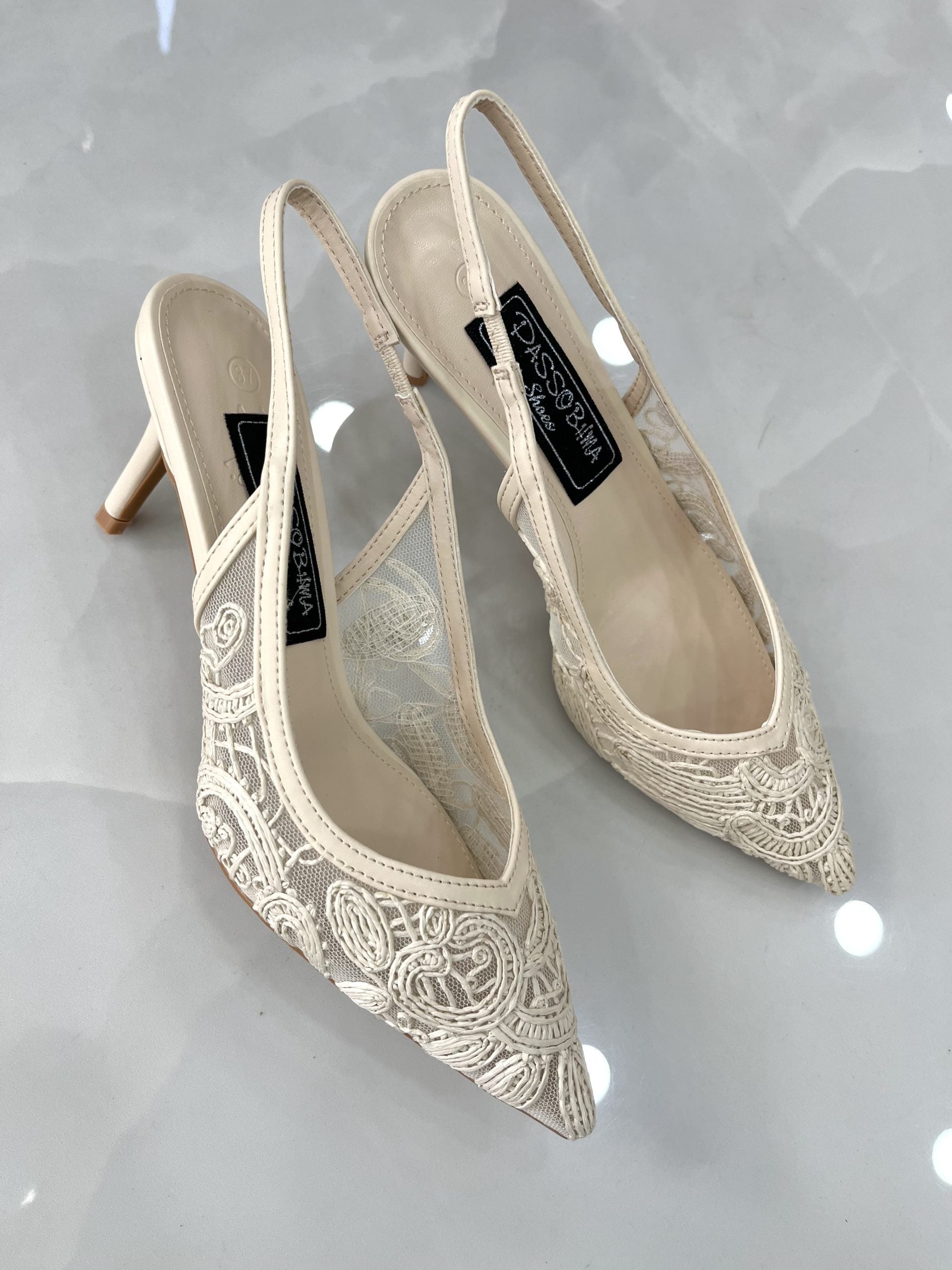 Heels Mule με Λεπτό Μεσαίο Τακούνι Δαντέλα Beige