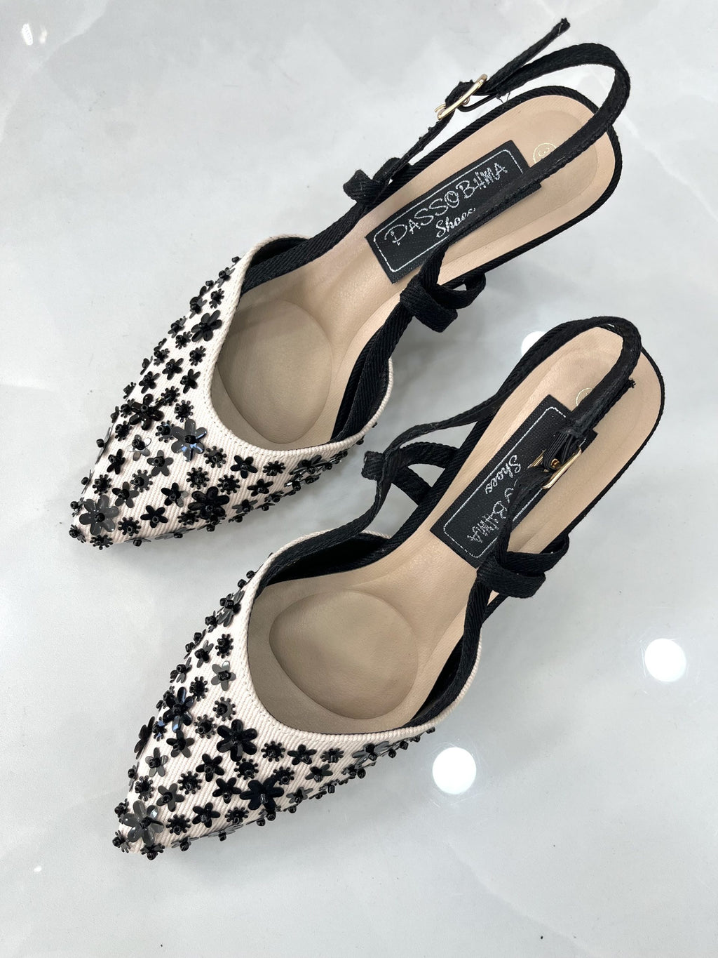 Heels Mule με Λεπτό Μεσαίο Τακούνι και Κεντημένο Σχέδιο Beige