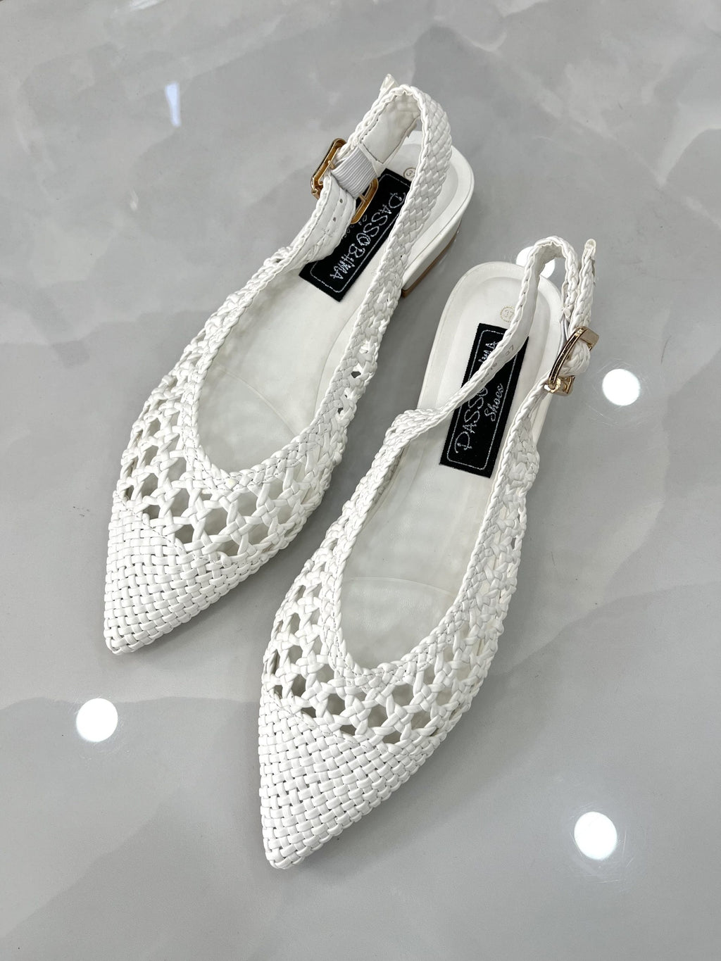 Slingback Φλατ με Σχέδιο Κέντημα White