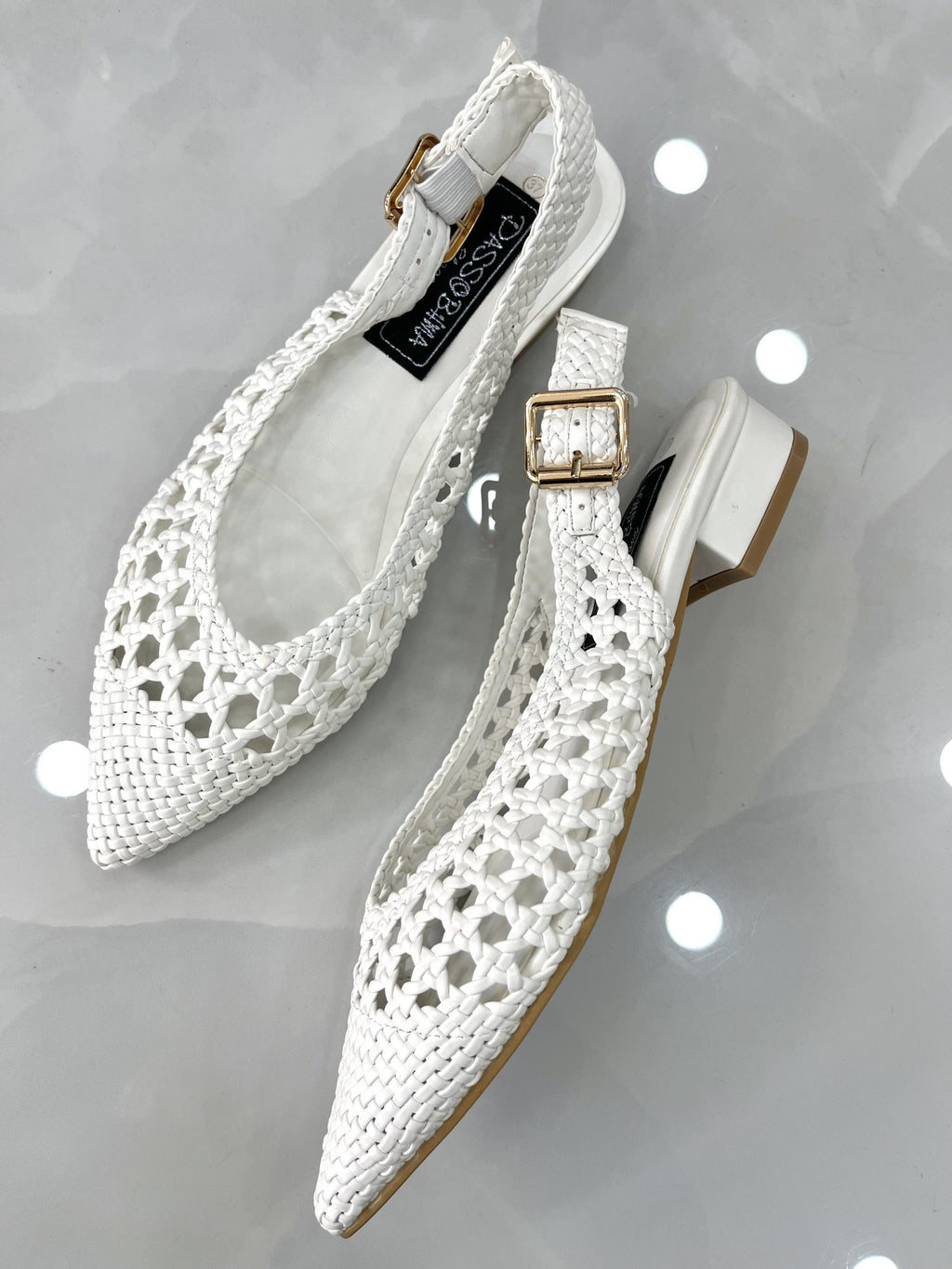 Slingback Φλατ με Σχέδιο Κέντημα White