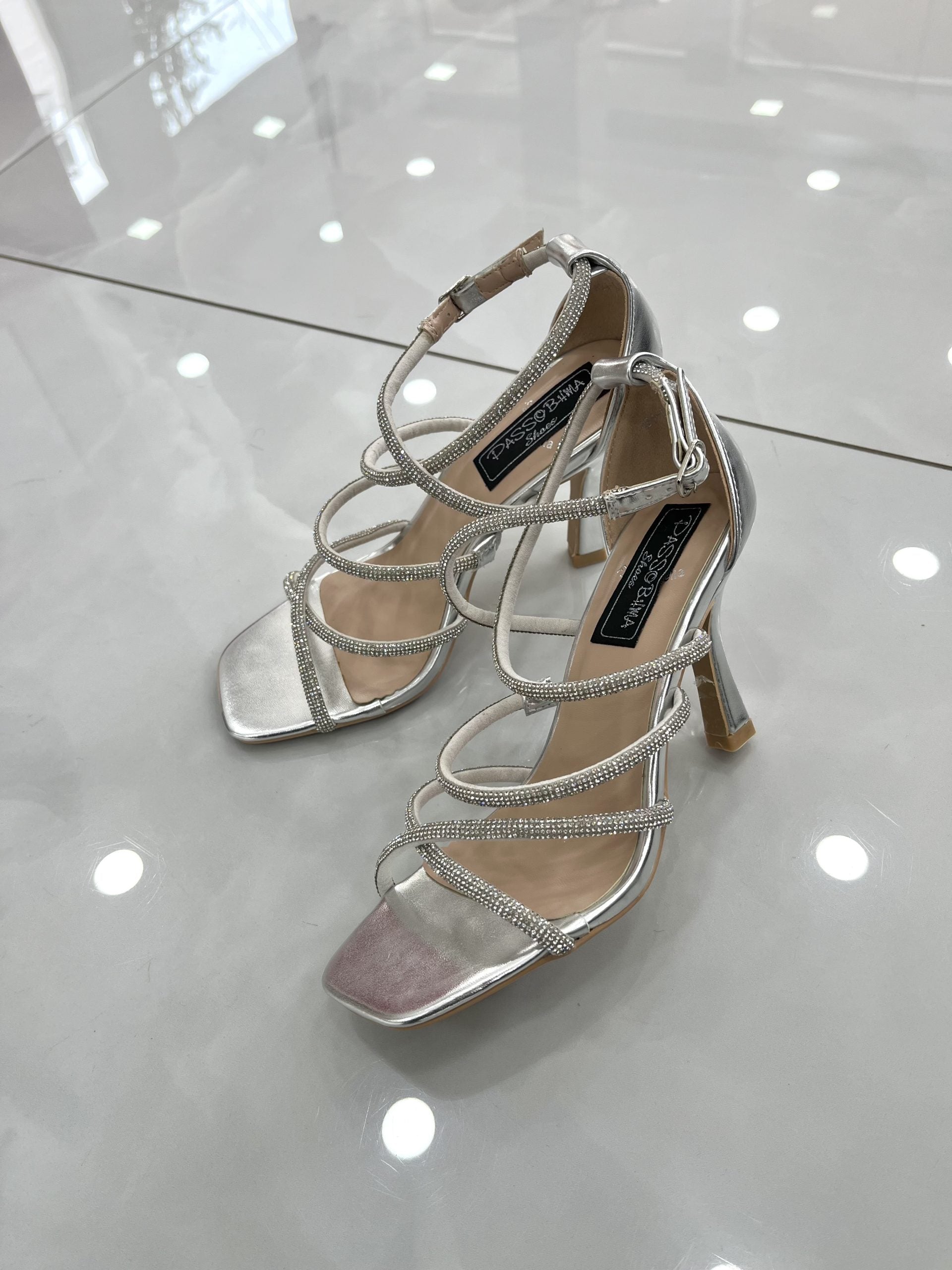 Heels Πέδιλο Αμπιγέ με Λεπτό Μεσαίο Τακούνι και Strass Silver