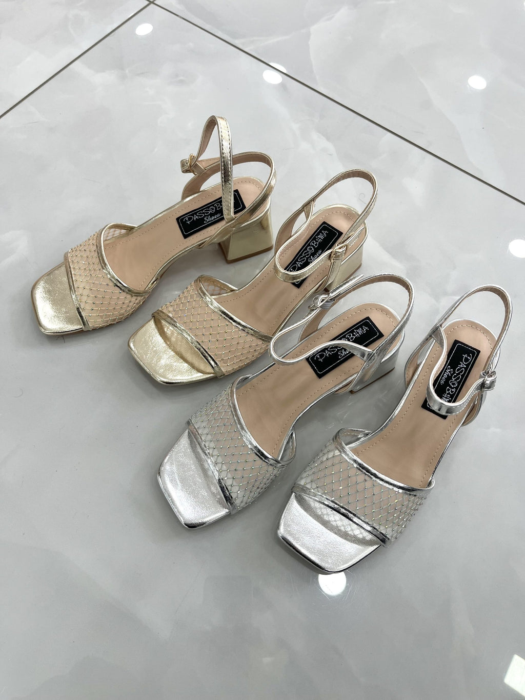 Heels Πέδιλο Αμπιγέ με Χοντρό Μεσαίο Τακούνι και Δαντέλα Silver