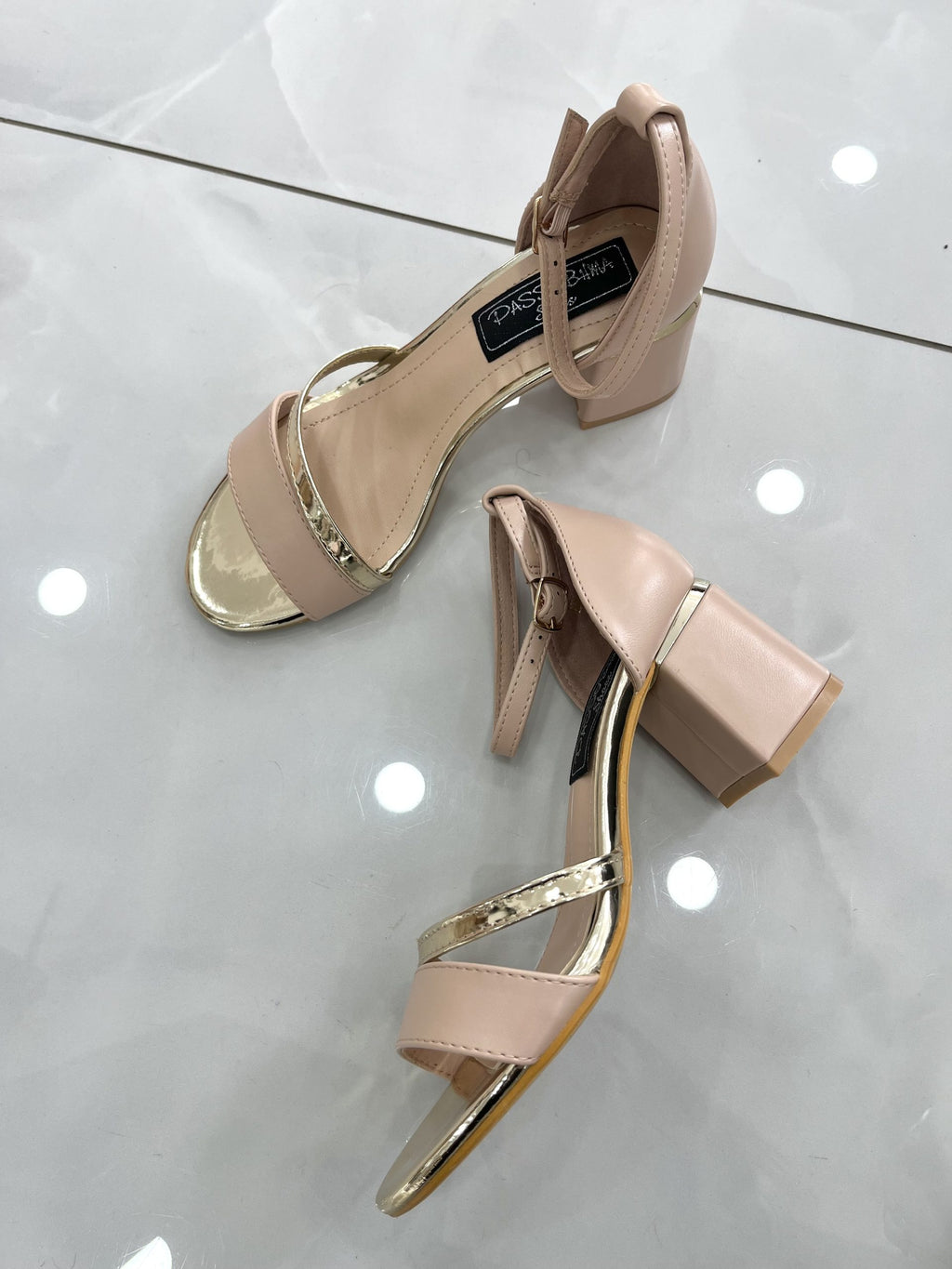 Heels Πέδιλο Αμπιγέ με Χοντρό Μεσαίο Τακούνι Nude