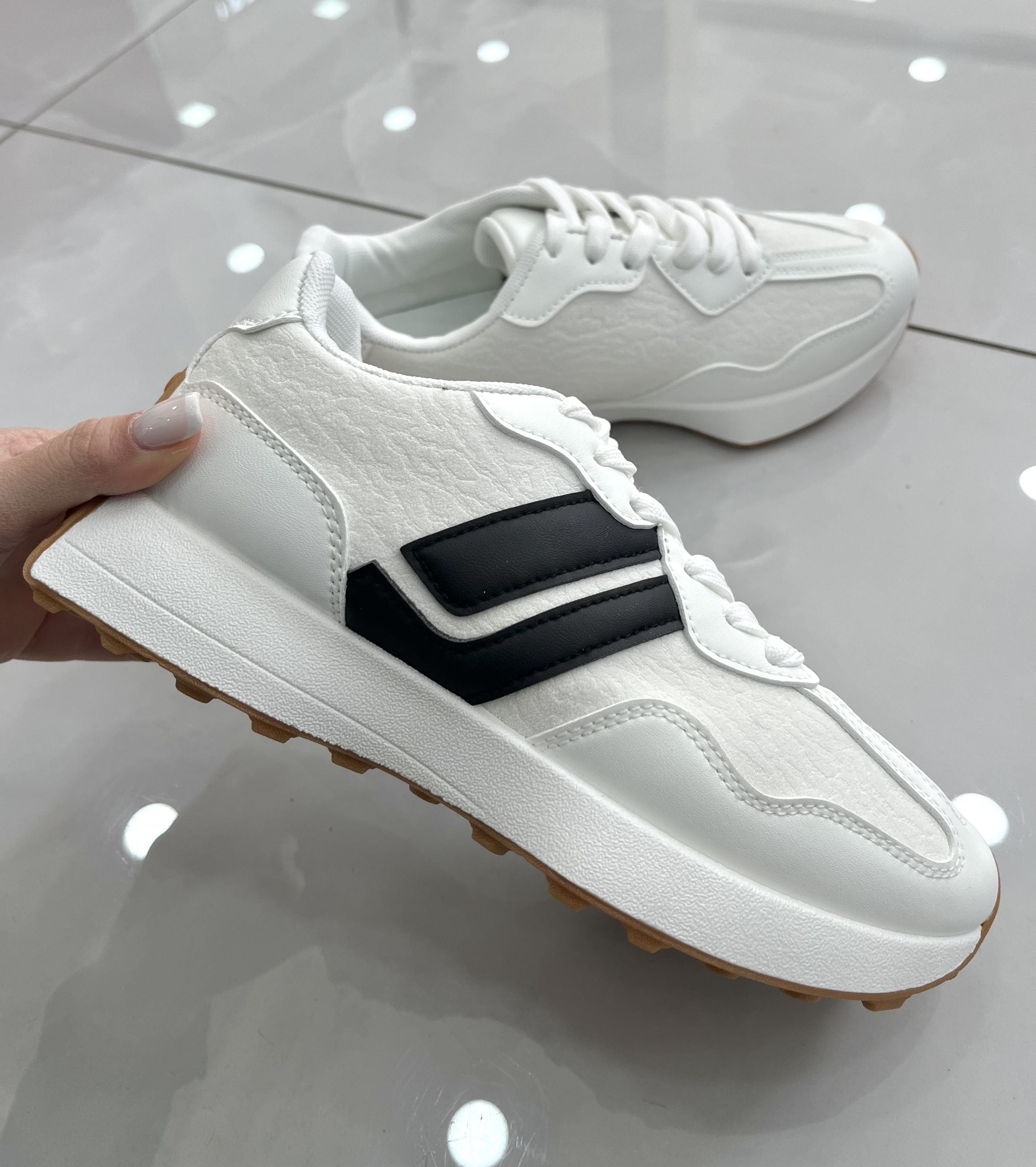 Spring Sneaker New White/Black
