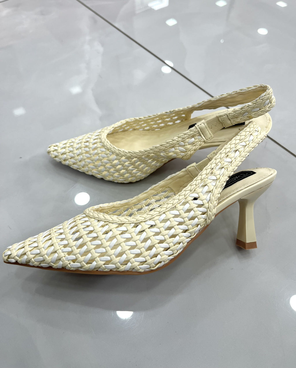 Heels Mule Πλεκτό με Μεσαίο Λεπτό Τακούνι Yellow