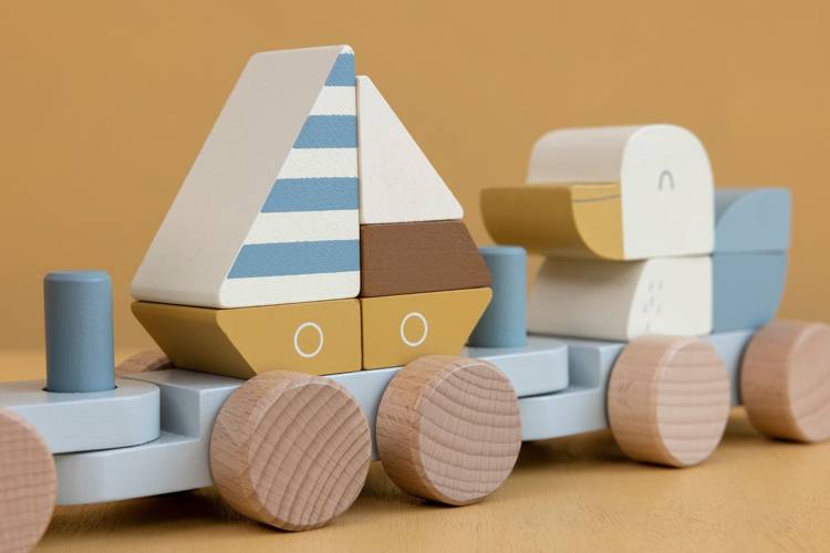 Little Dutch Ξύλινο τρενάκι με άσκηση λεπτής κίνησης Sailors Bay LD7068