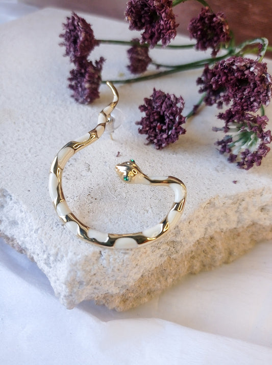 μεγάλο σκουλαρίκι cuff "white onyx"