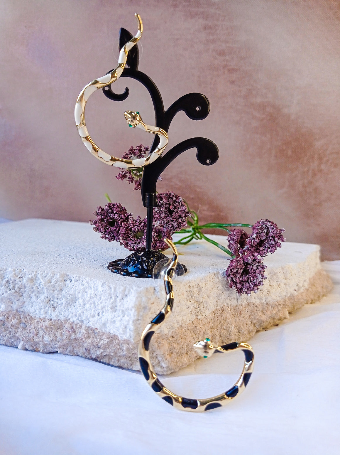 μεγάλο σκουλαρίκι cuff "white onyx"