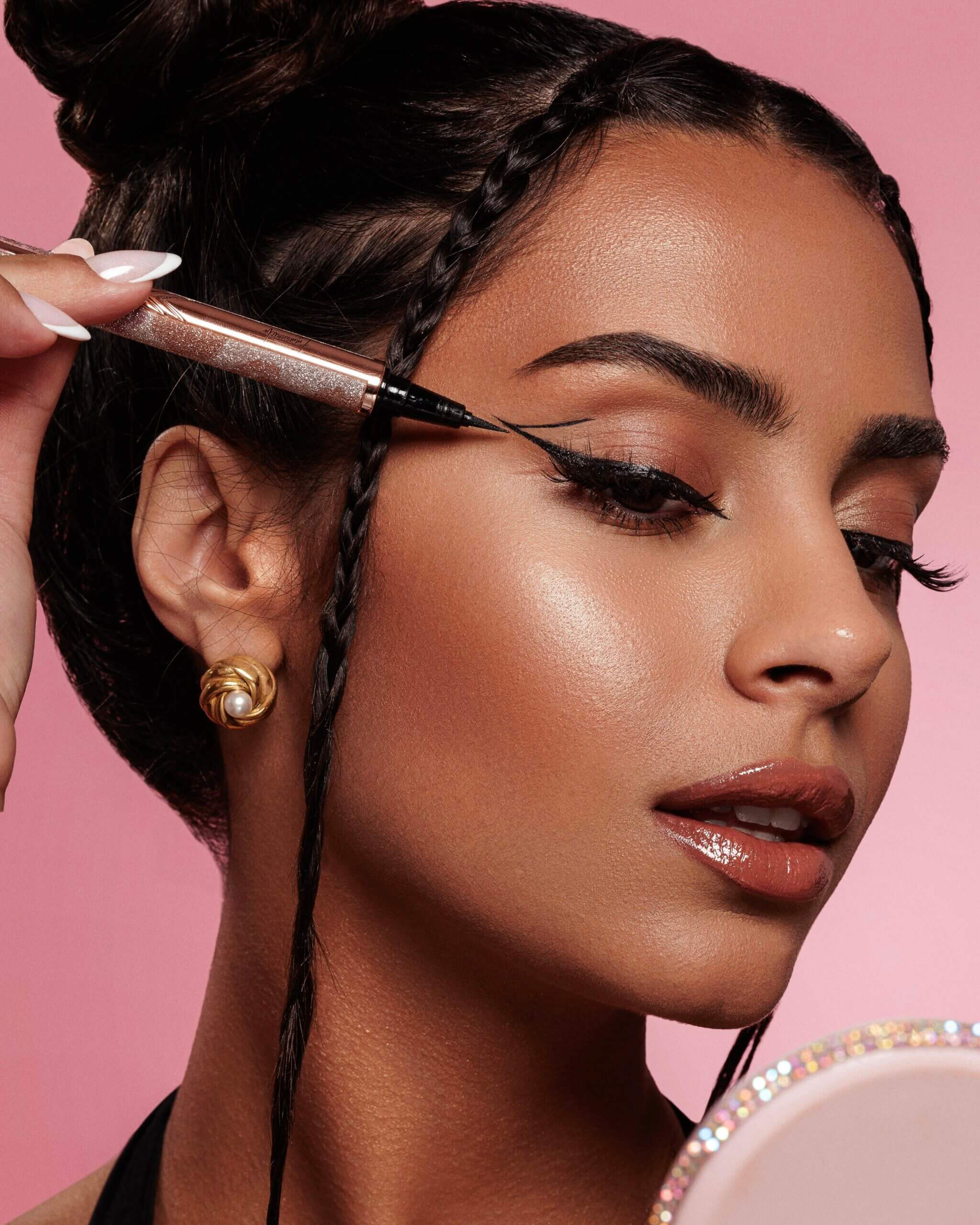 Super Glam Eyeliner | Emmanouela Cosmetics