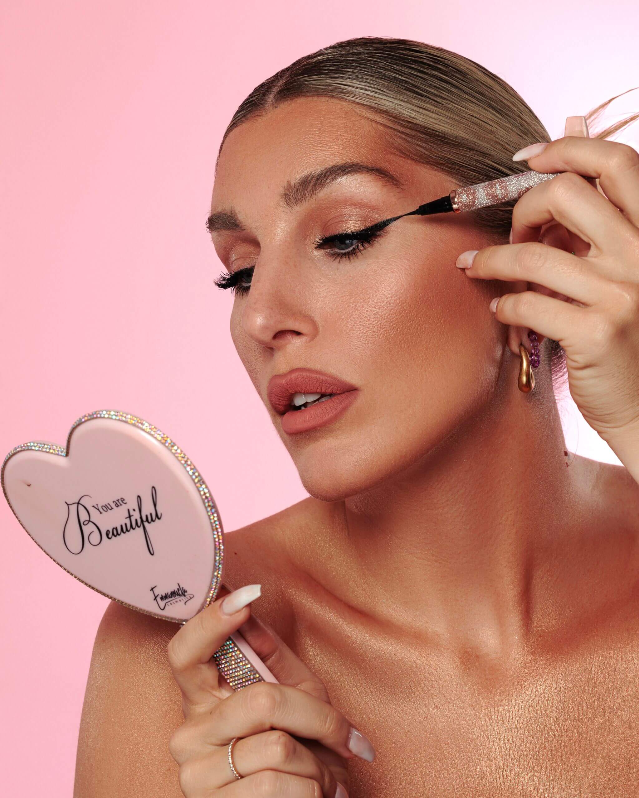 Super Glam Eyeliner | Emmanouela Cosmetics