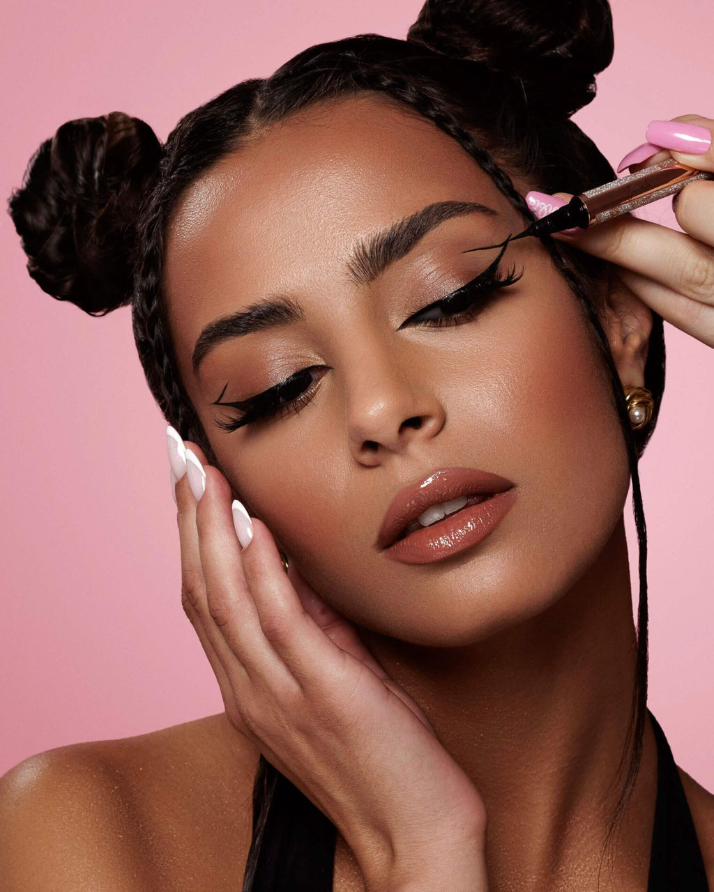 Super Glam Eyeliner | Emmanouela Cosmetics