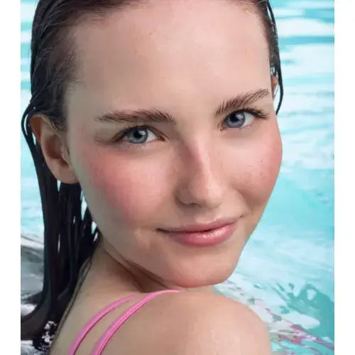 The Little Mermaid - Liquid Blush Serum 01: A Splash Of Romance | Essence