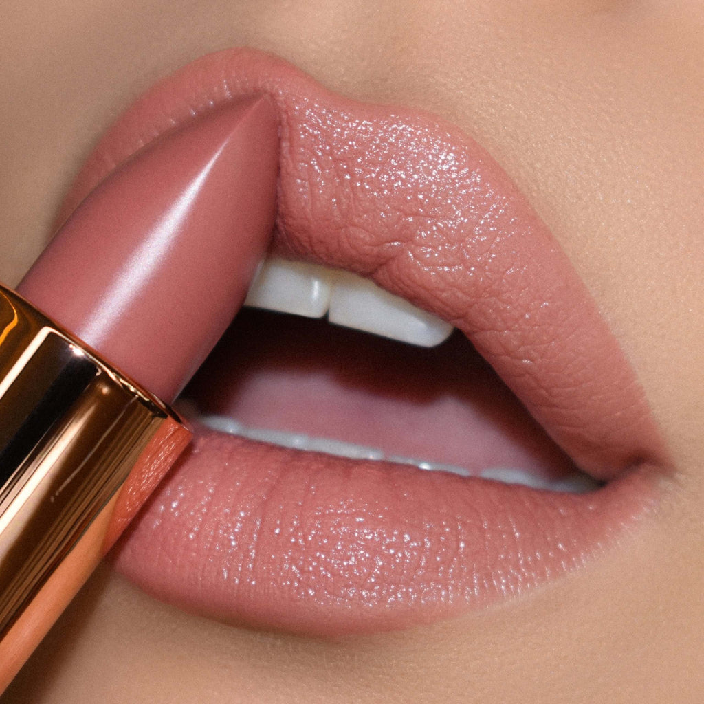 Hydra Gloss Plumping Lipstick Bys