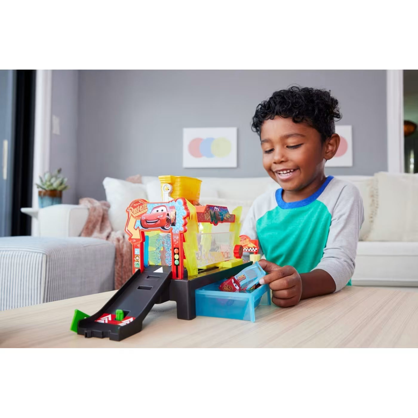 Mattel Disney Cars Cars Πλυντήριο Χρωμοκεραυνών Disney Pixar Cars Σετ Παιχνιδιών JBM70