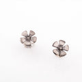 Ασημένια καρφωτά σκουλαρίκια λουλουδάκια.