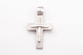 Λευκόχρυσος σταυρός Κ9 με ματ επιφάνεια.