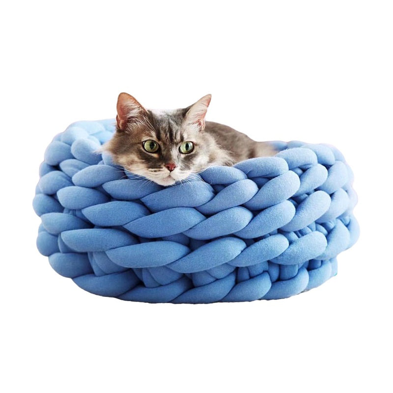 KNITTED PET NEST - BLUE 40CM