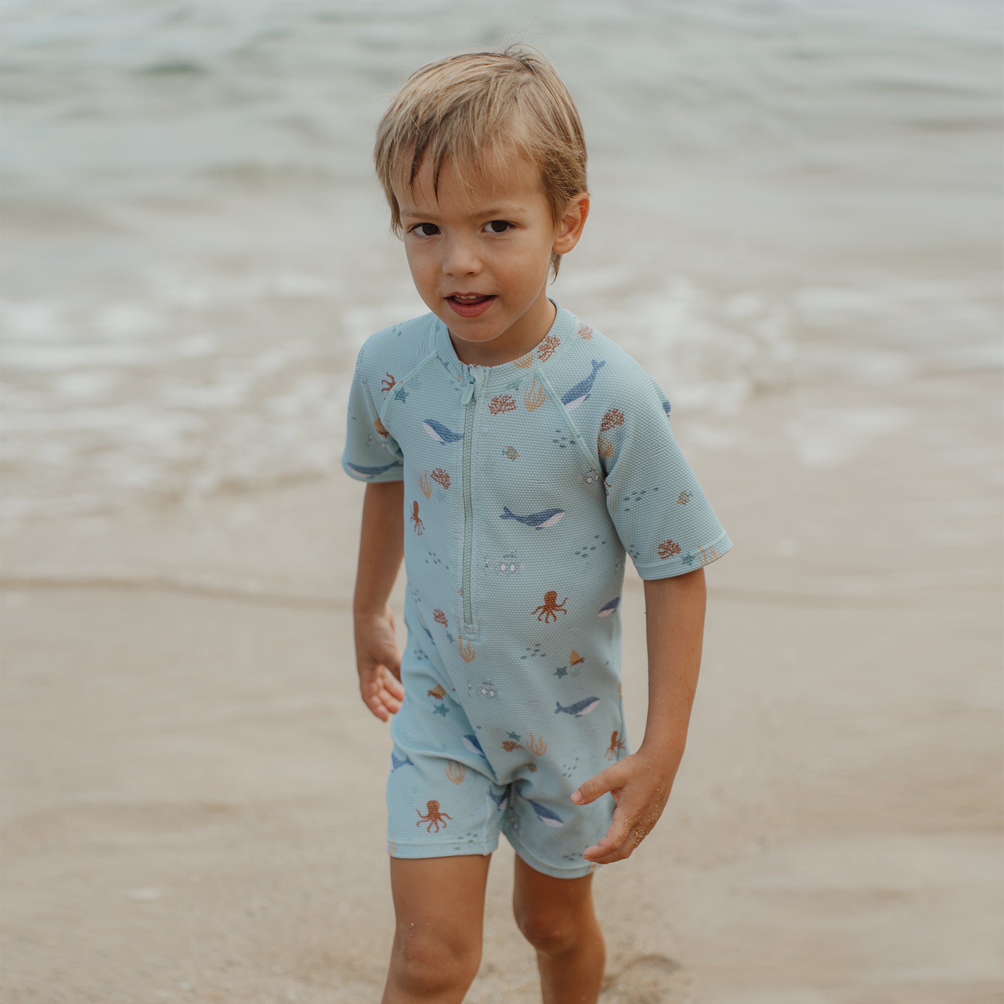 LITTLE DUTCH. Ολόσωμο κοντομάνικο μαγιό Ocean Friends - Νο 98/104